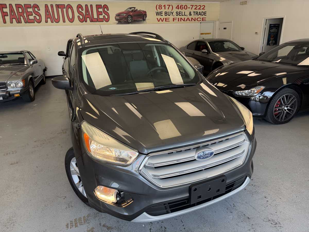 Ford Escape photo 11