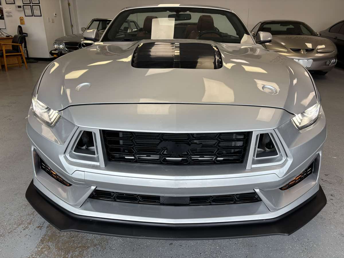 Ford Mustang photo 15