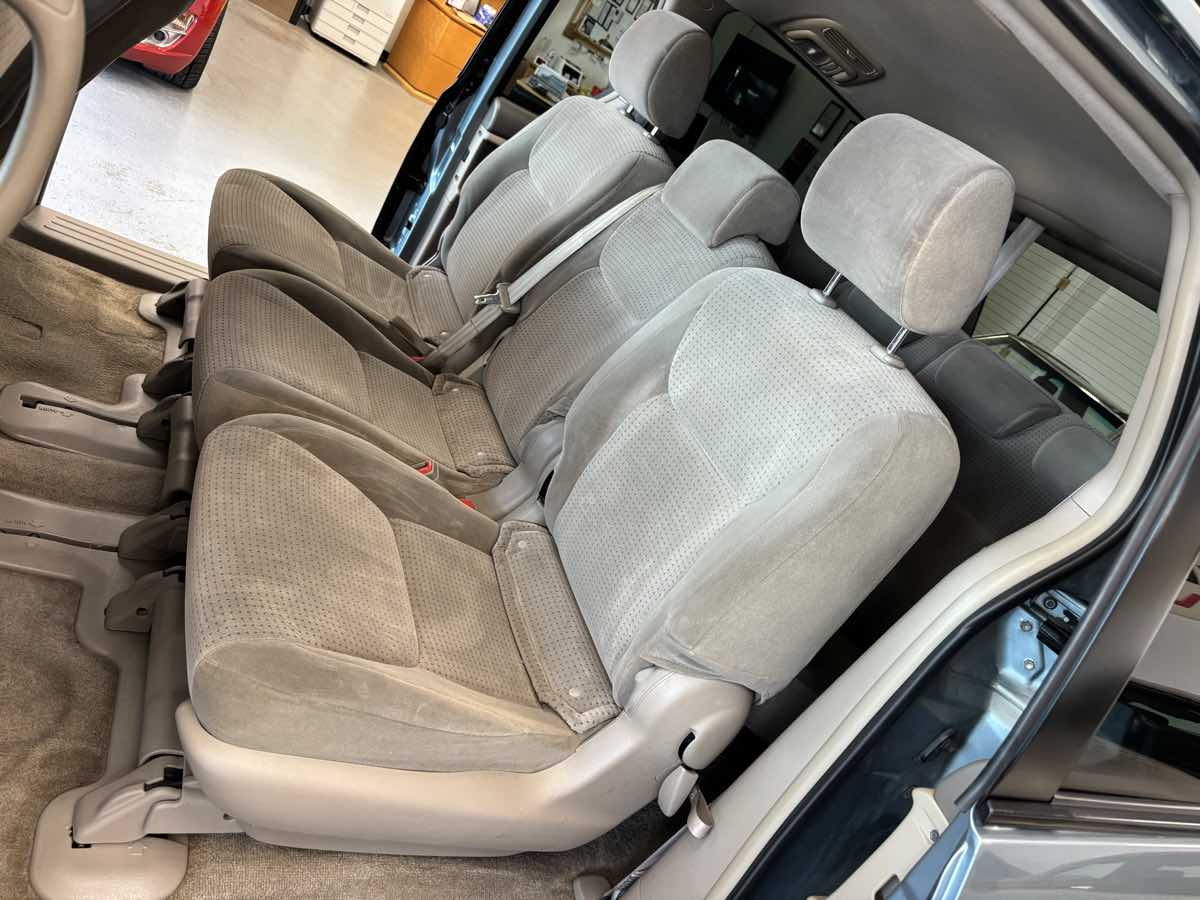 Toyota Sienna photo 22