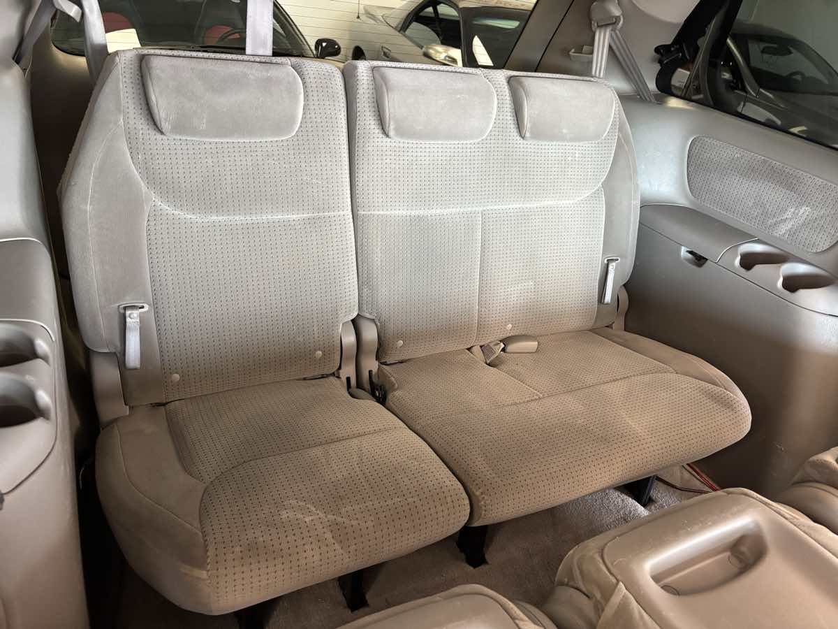Toyota Sienna photo 24