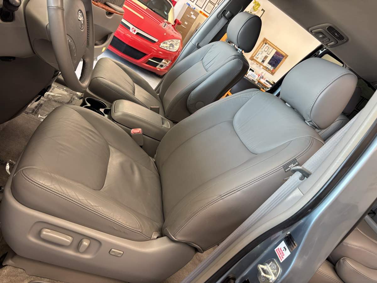 Toyota Sienna photo 20