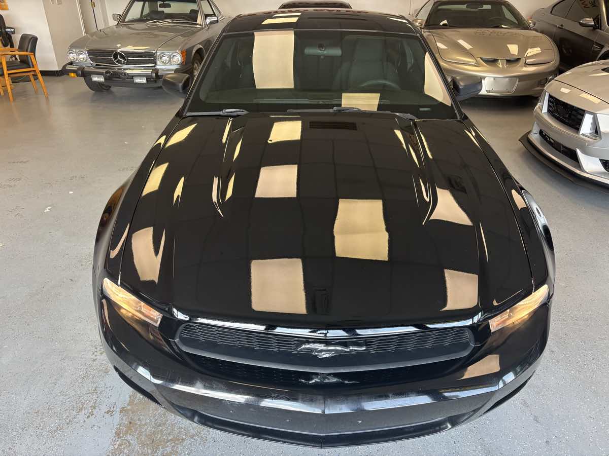 Ford Mustang photo 7