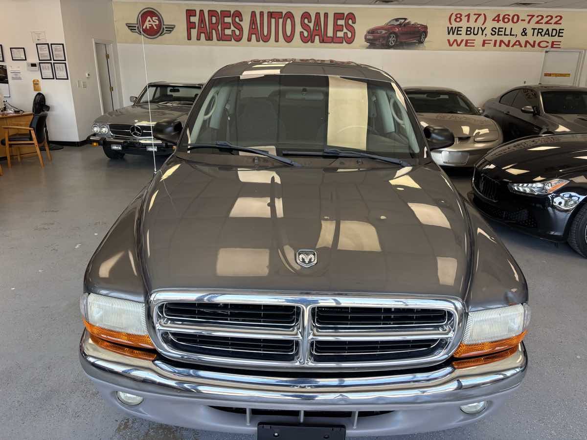 Gray (Graphite Metallic) 2004 Dodge Dakota Pickup Truck Rear-Wheel Drive Automatic