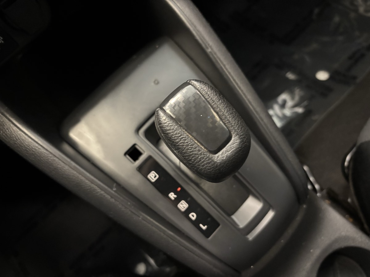 Nissan Versa photo 18
