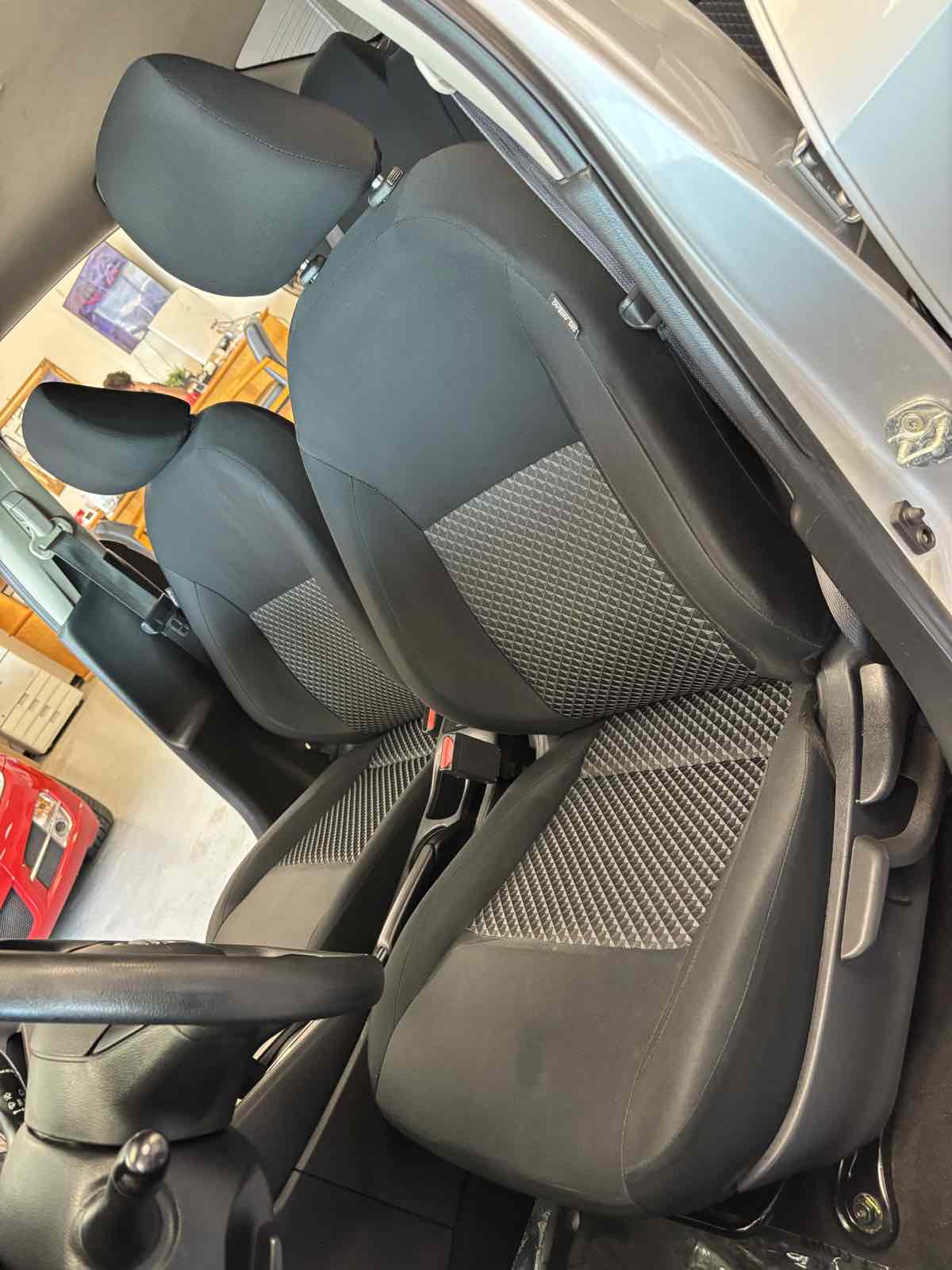 Nissan Versa photo 20