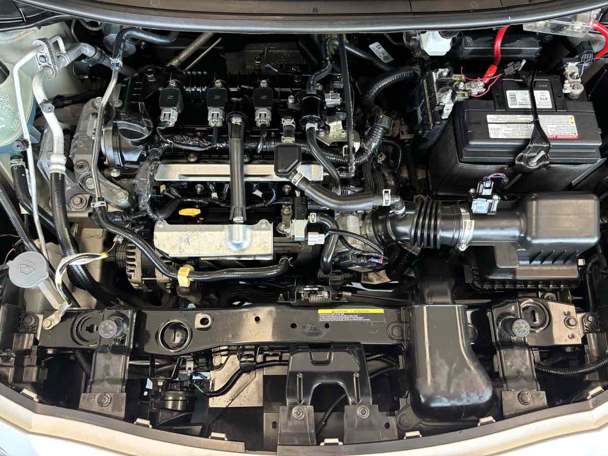 Nissan Versa photo 27