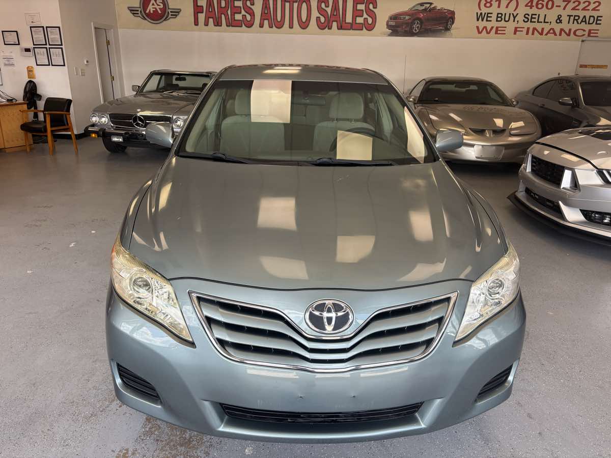 2010 Toyota Camry LE