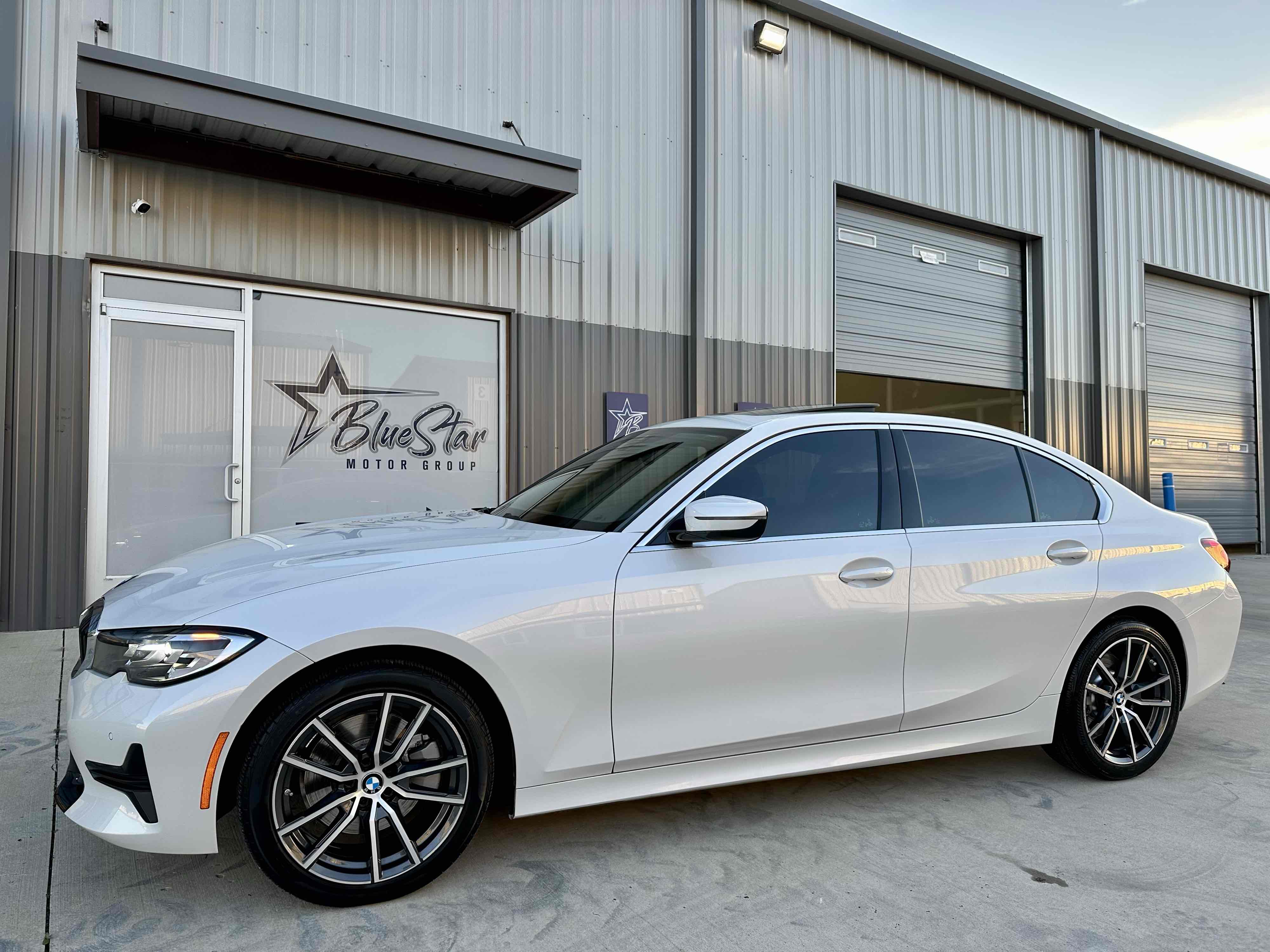 Sold 2019 BMW 3 Series 330i