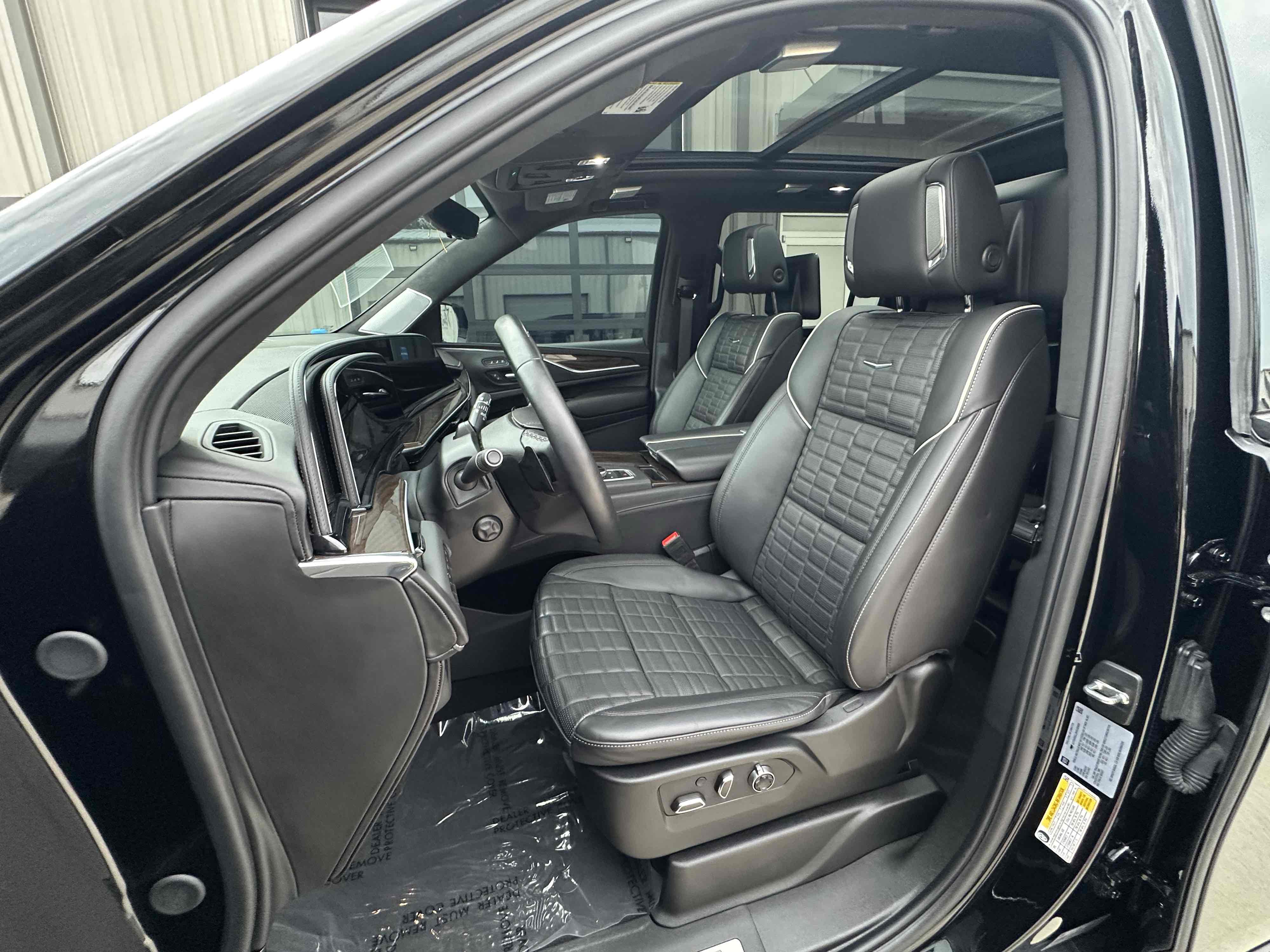2024 Cadillac Escalade ESV Sport Platinum photo 22