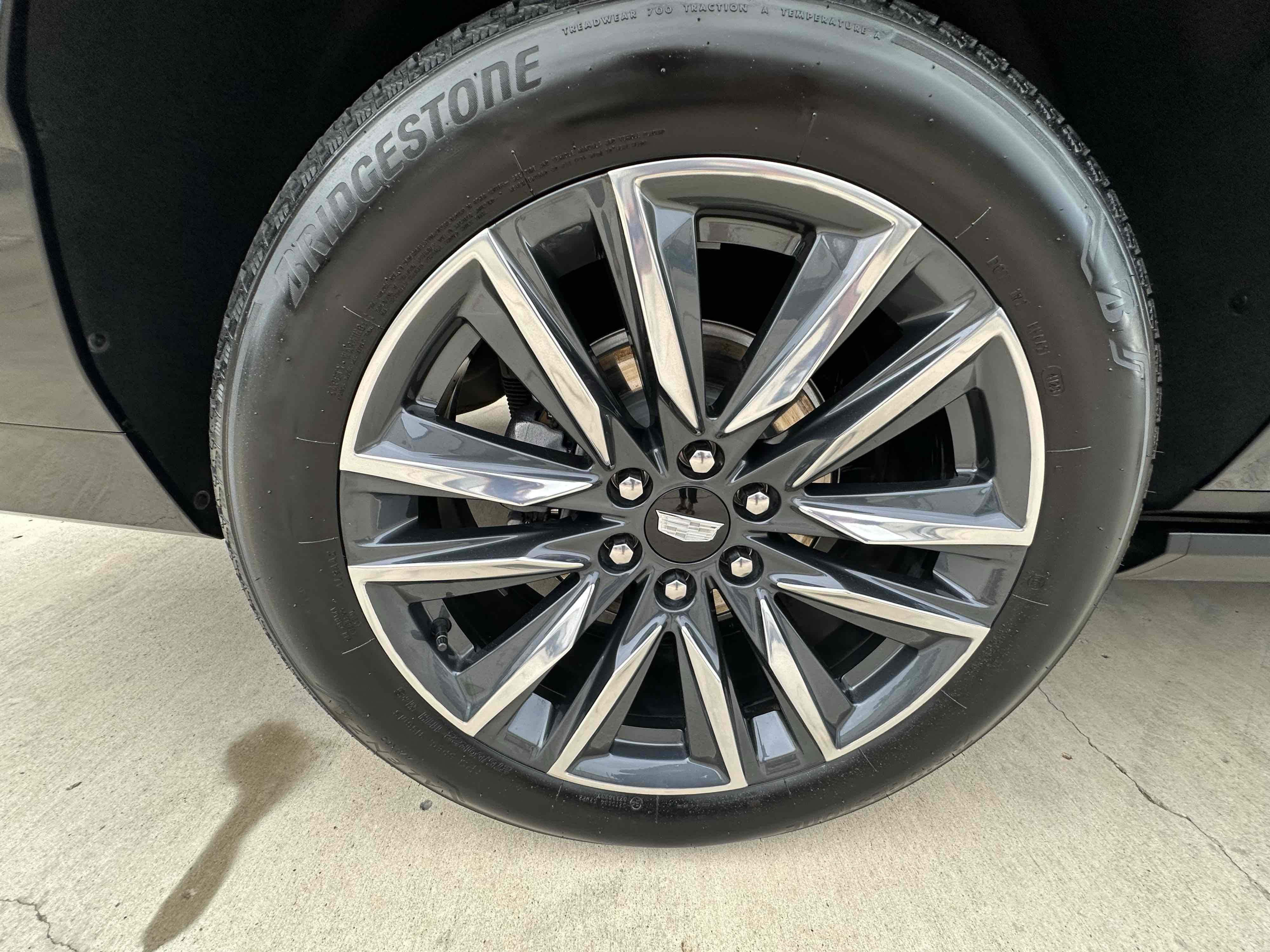 2024 Cadillac Escalade ESV Sport Platinum photo 11