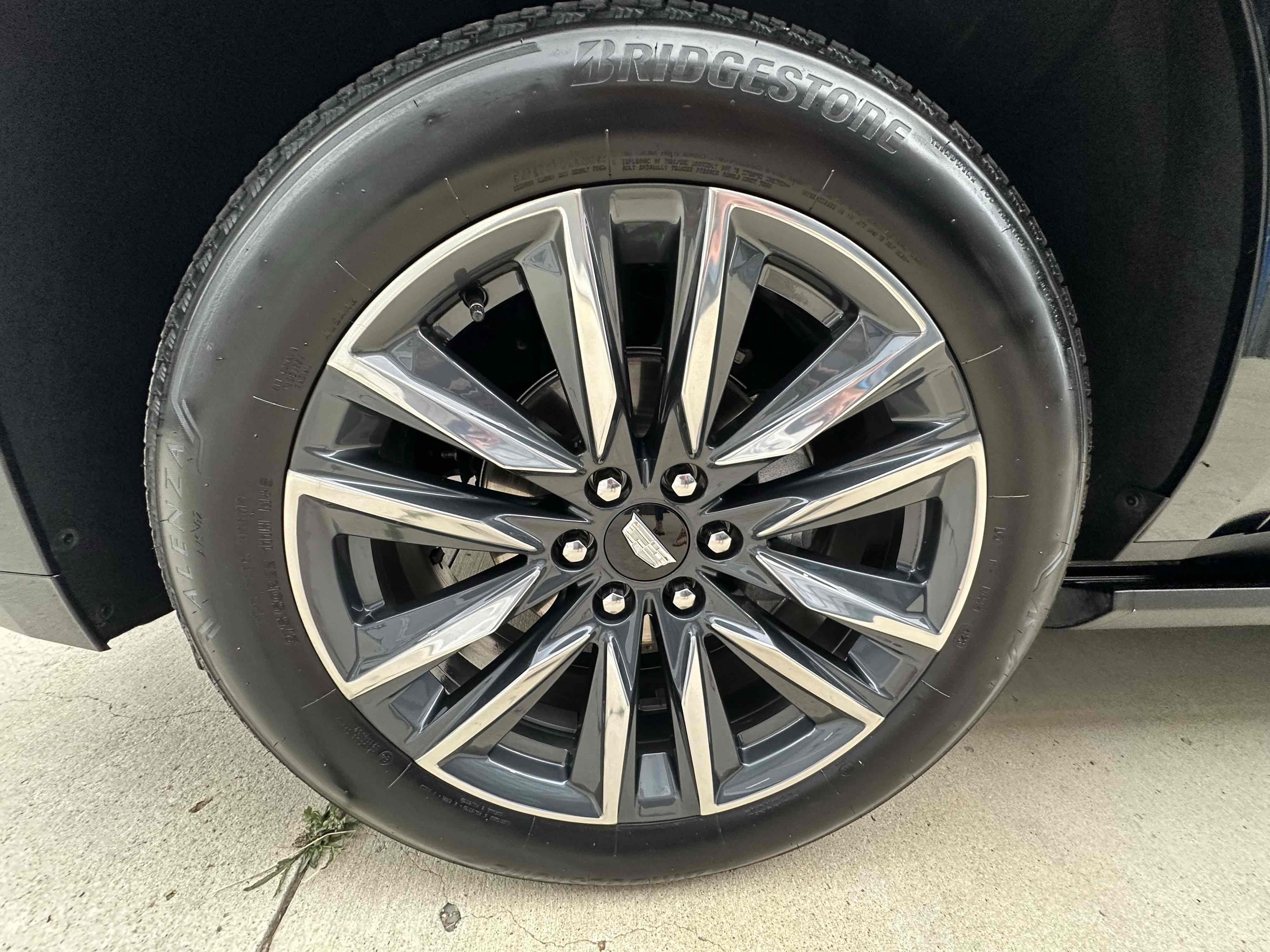 2024 Cadillac Escalade ESV Sport Platinum photo 14