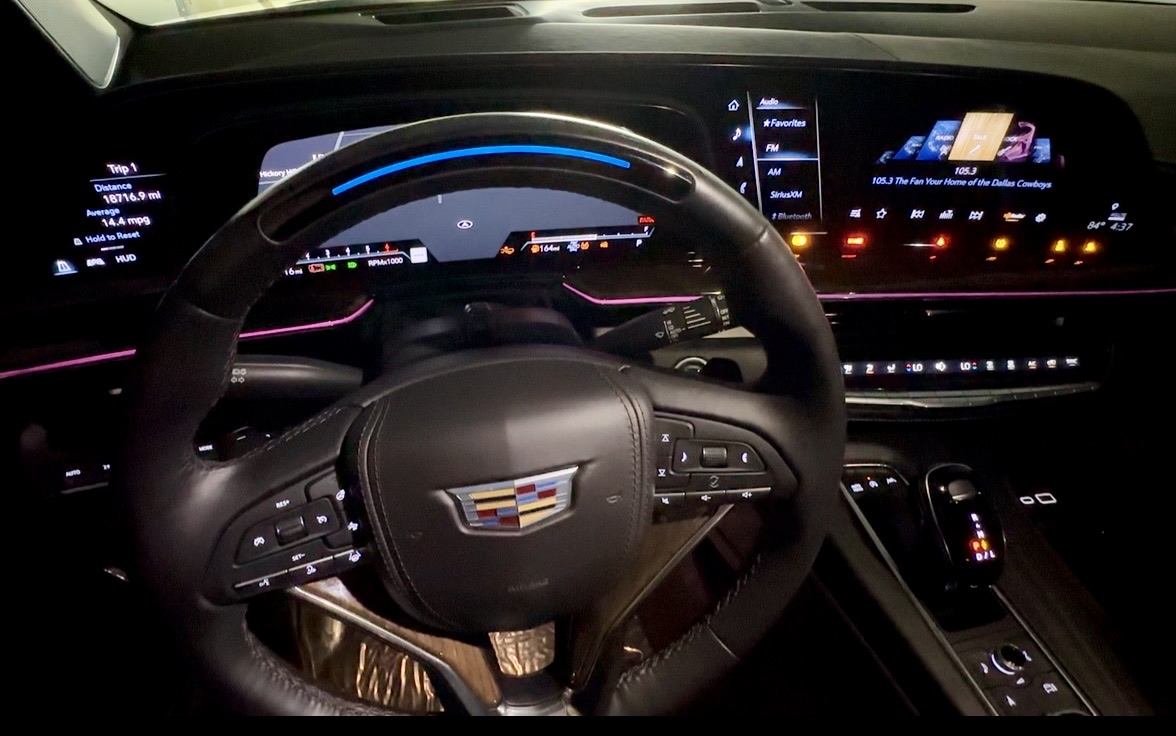 2024 Cadillac Escalade ESV Sport Platinum photo 7