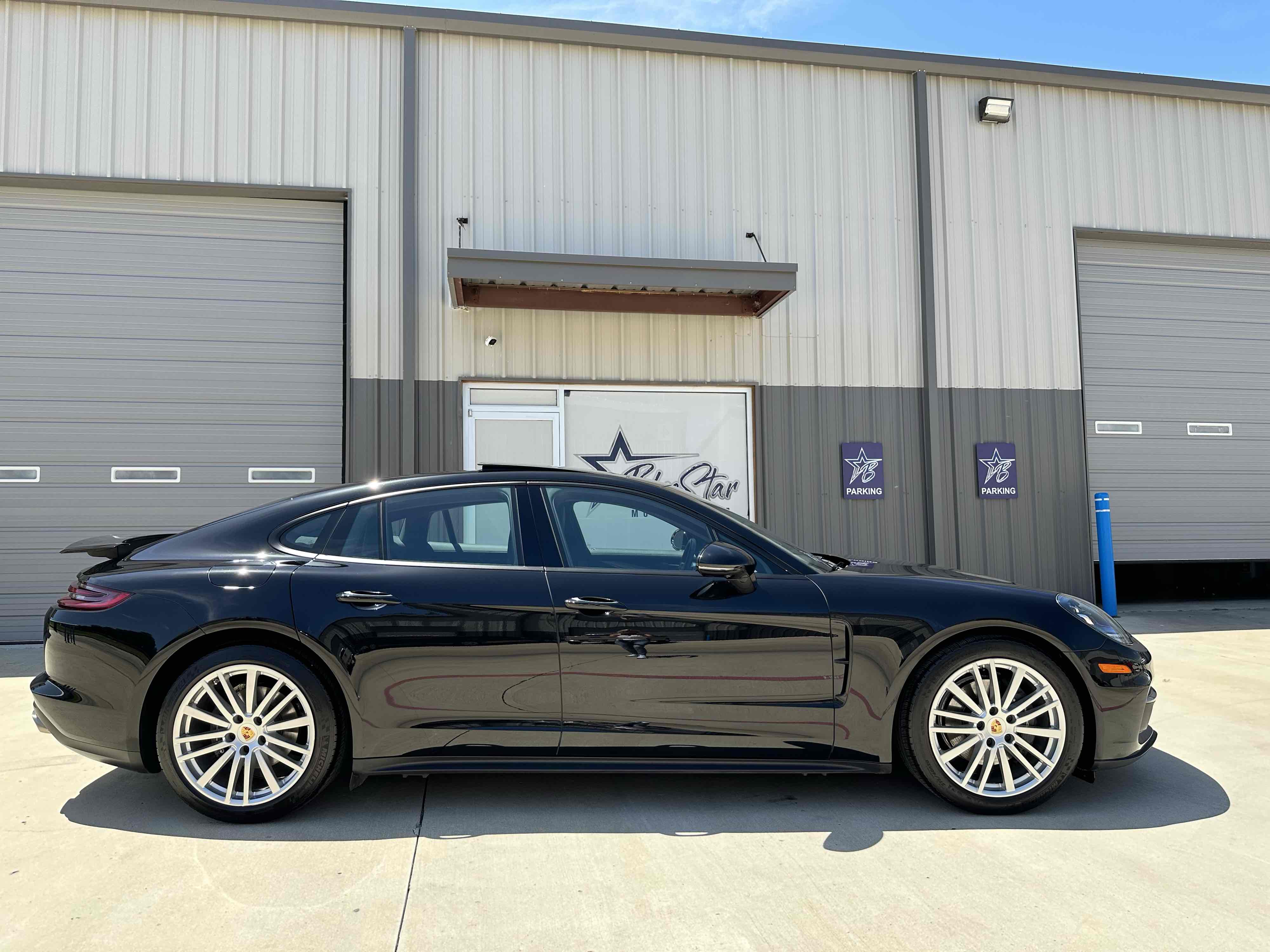 2020 Porsche Panamera 4 photo 10