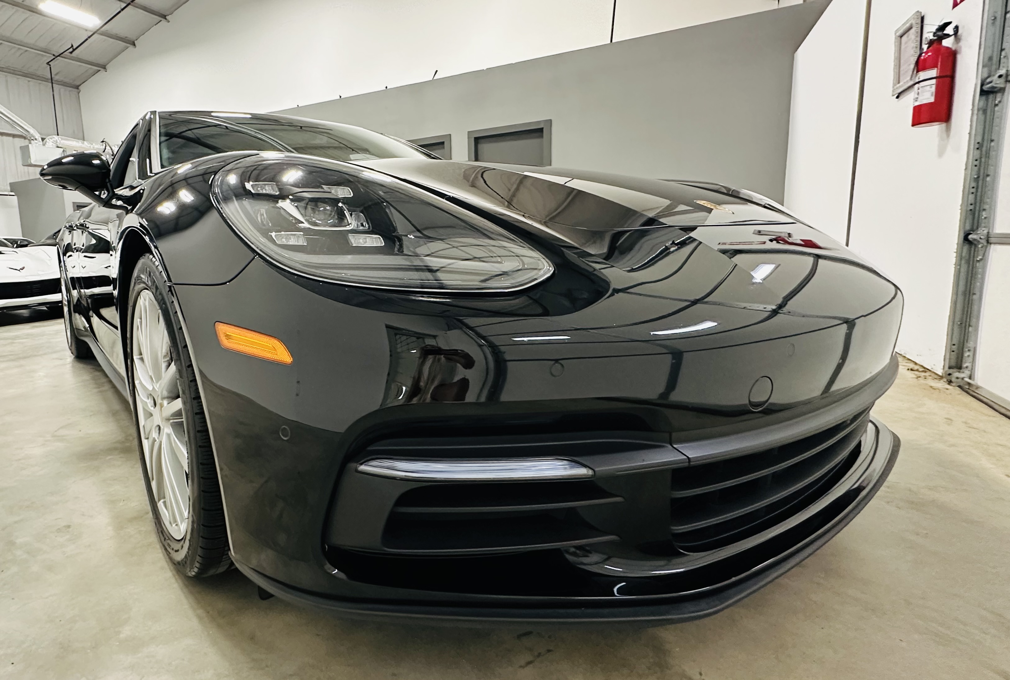 2020 Porsche Panamera 4 photo 16