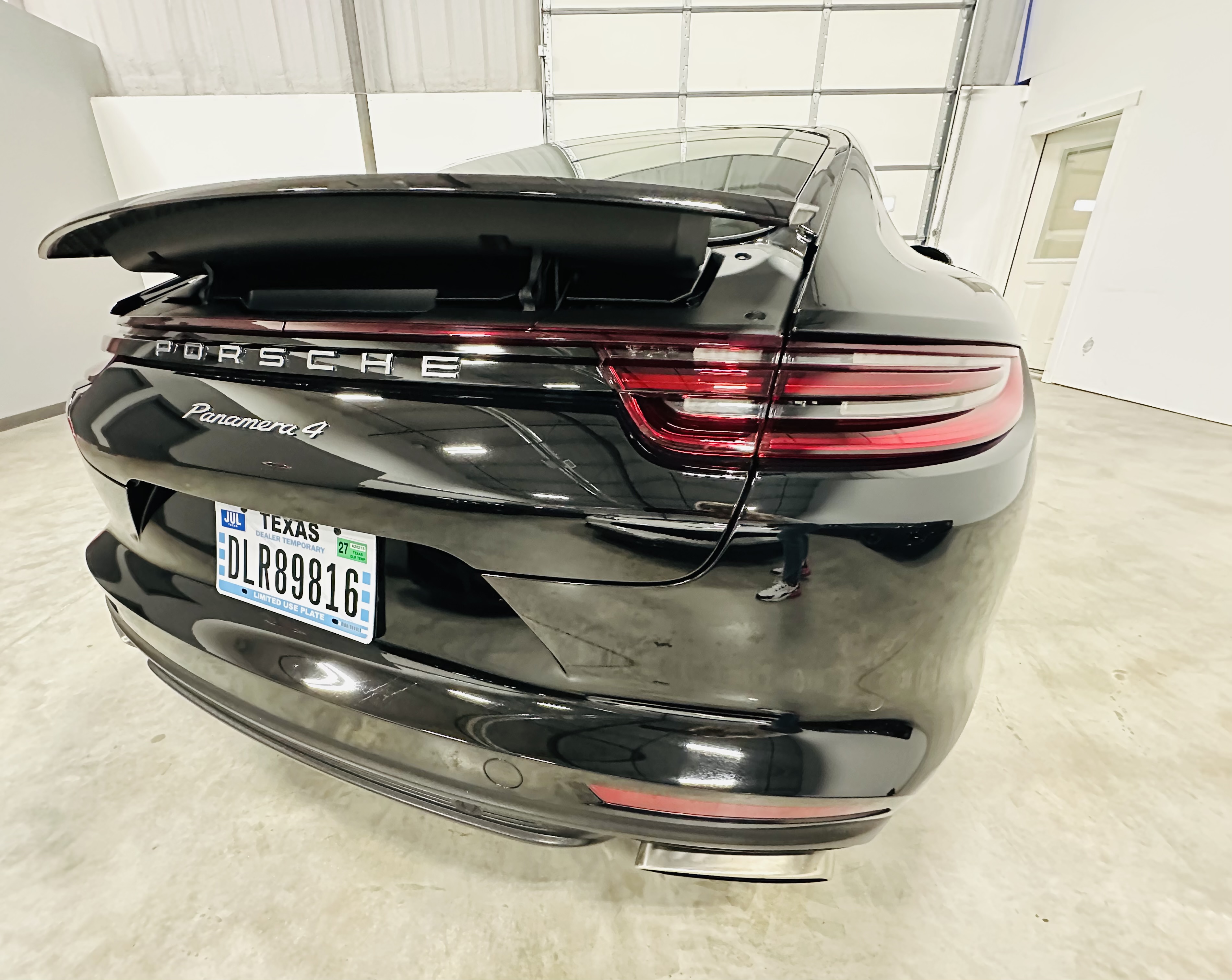 2020 Porsche Panamera 4 photo 18