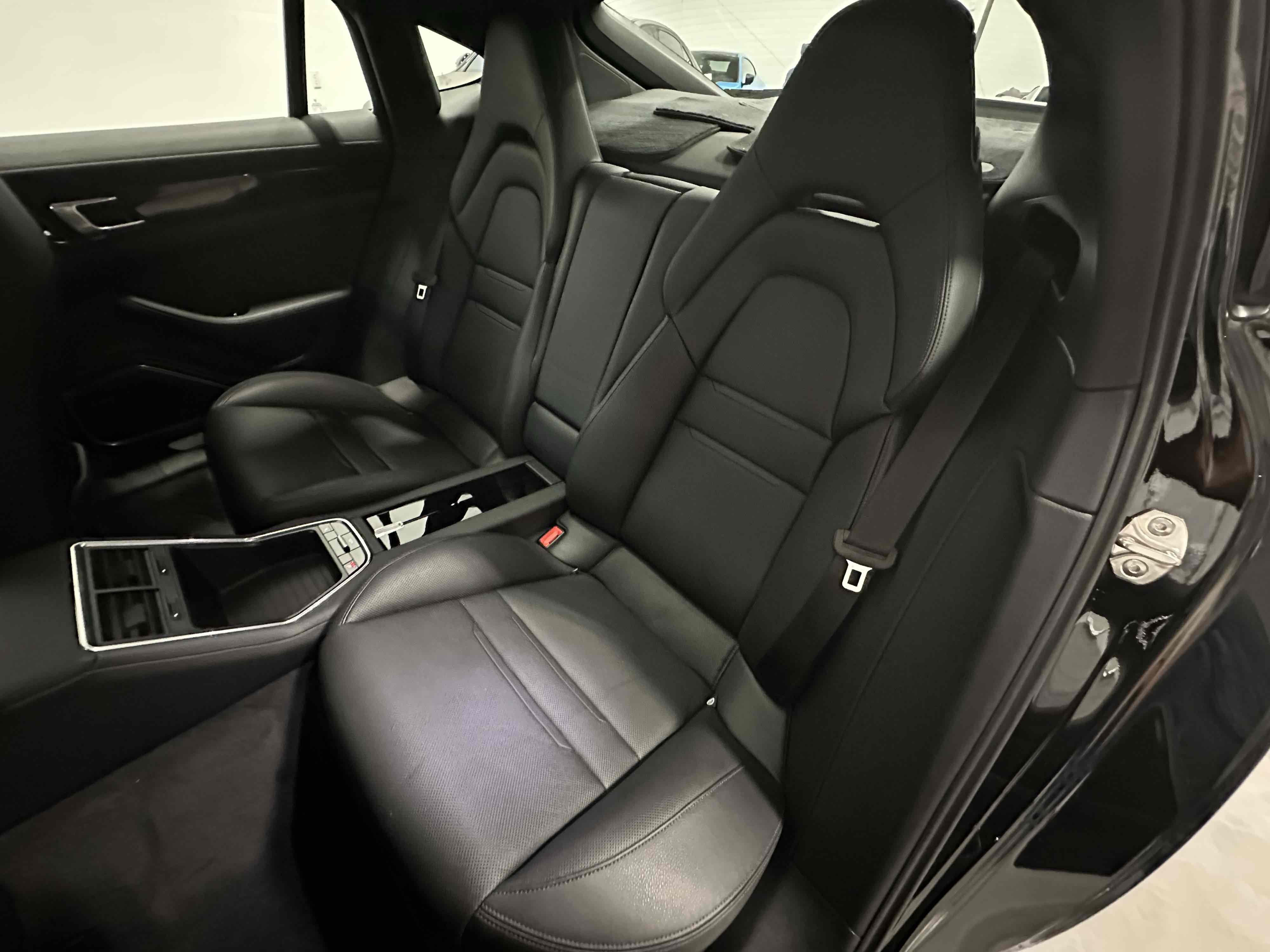 2020 Porsche Panamera 4 photo 23
