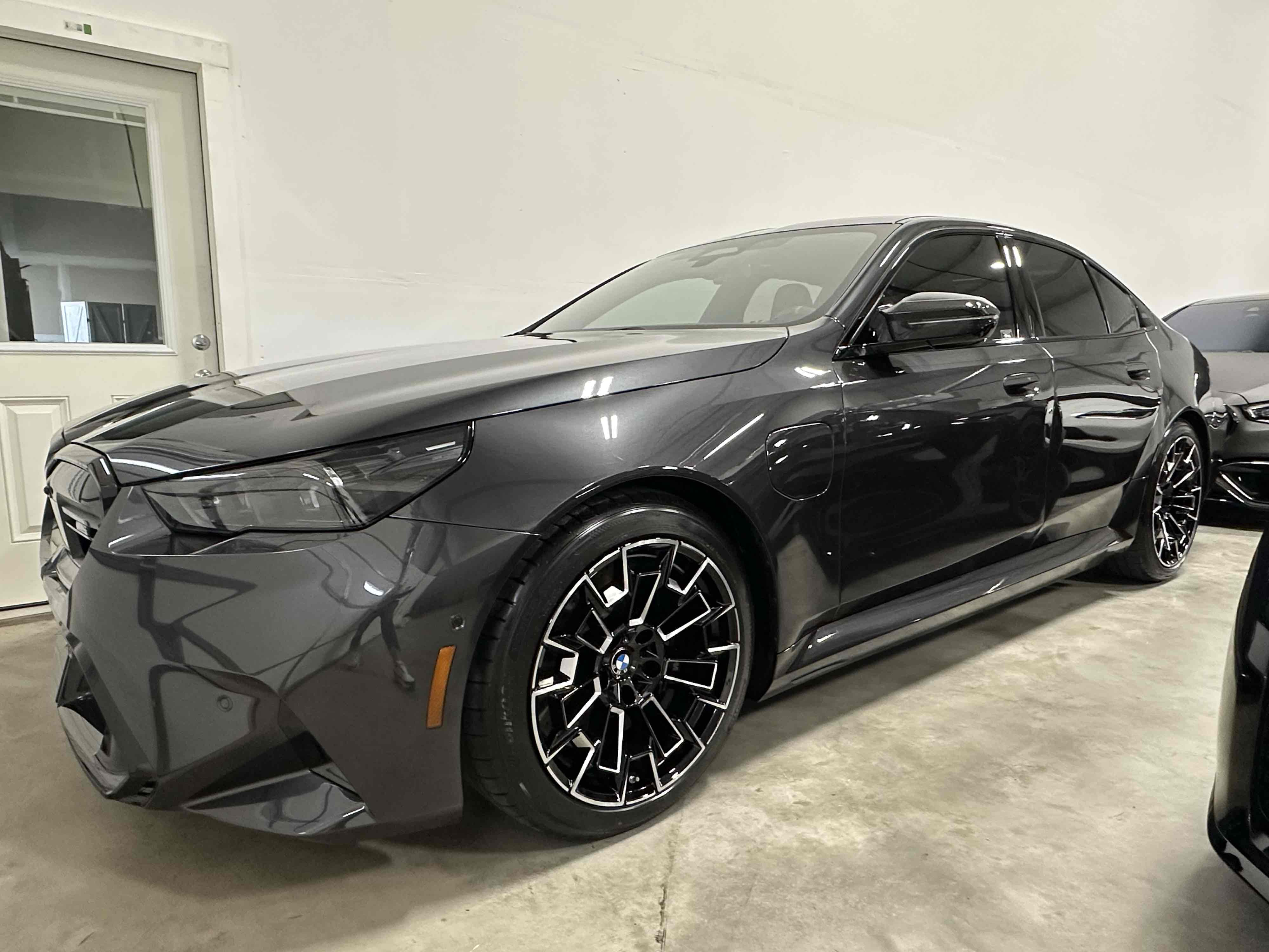 2026 Bmw M5 5 photo 3