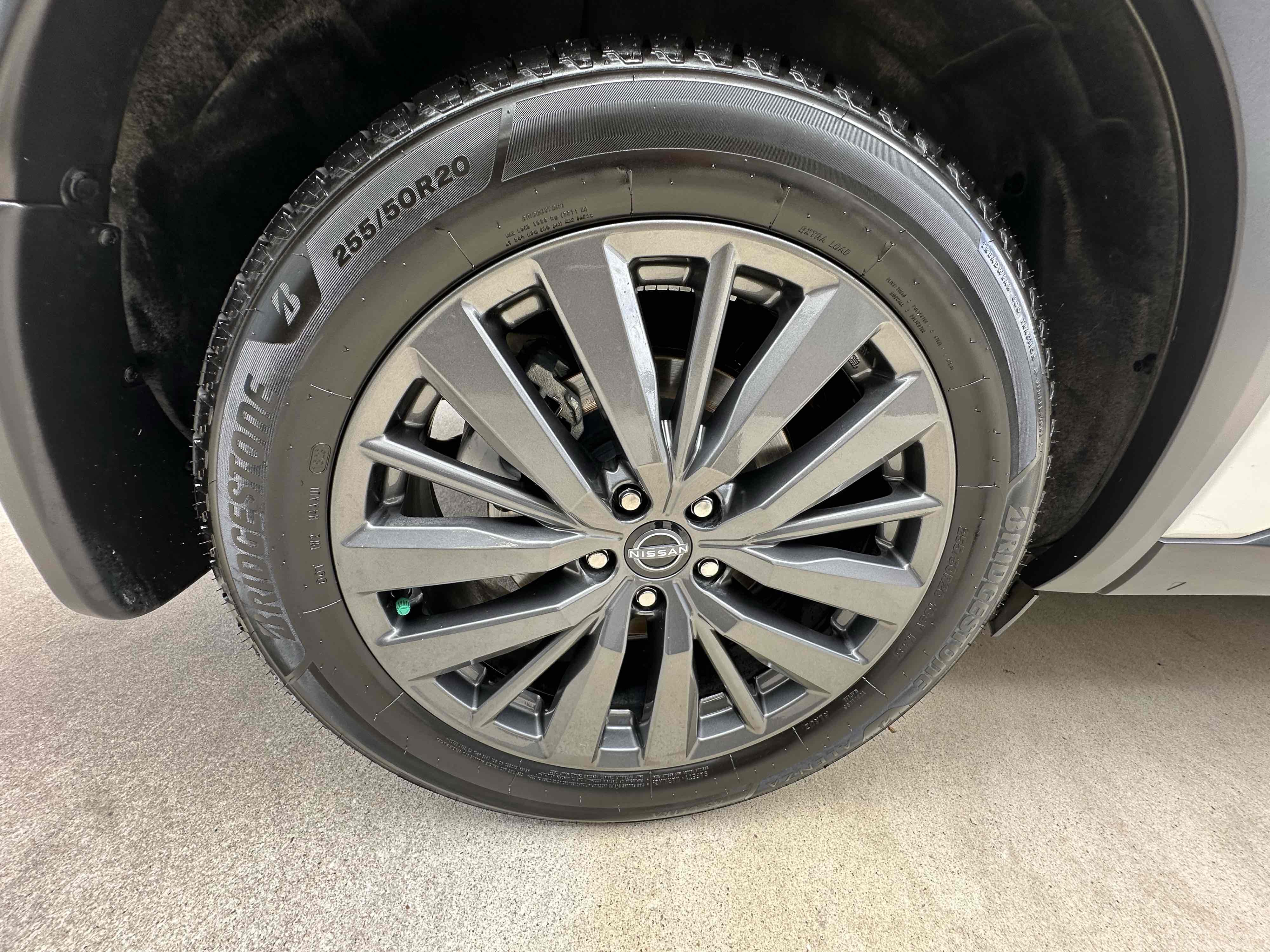 2022 Nissan Pathfinder SL photo 13