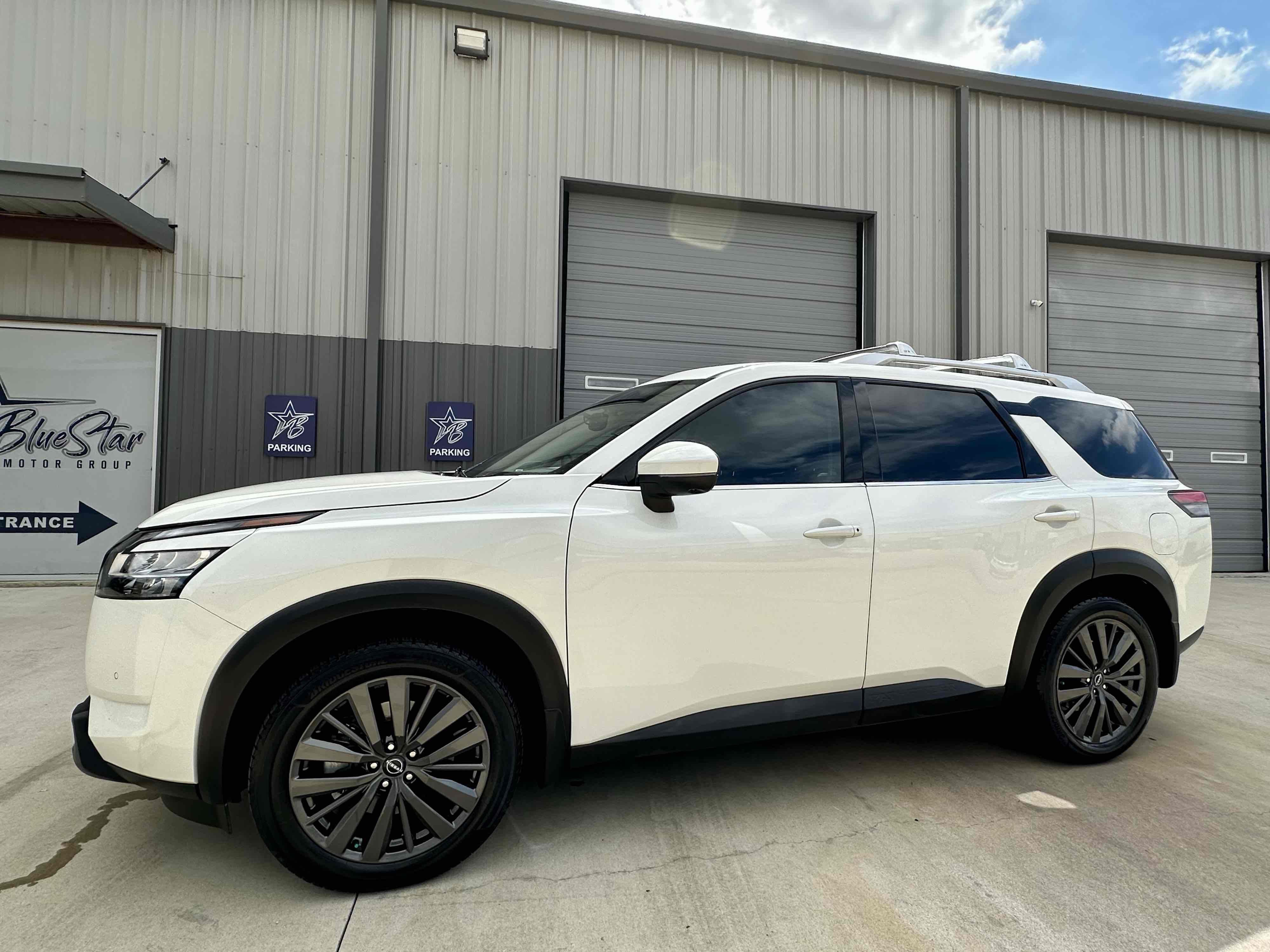 2022 Nissan Pathfinder SL photo 37