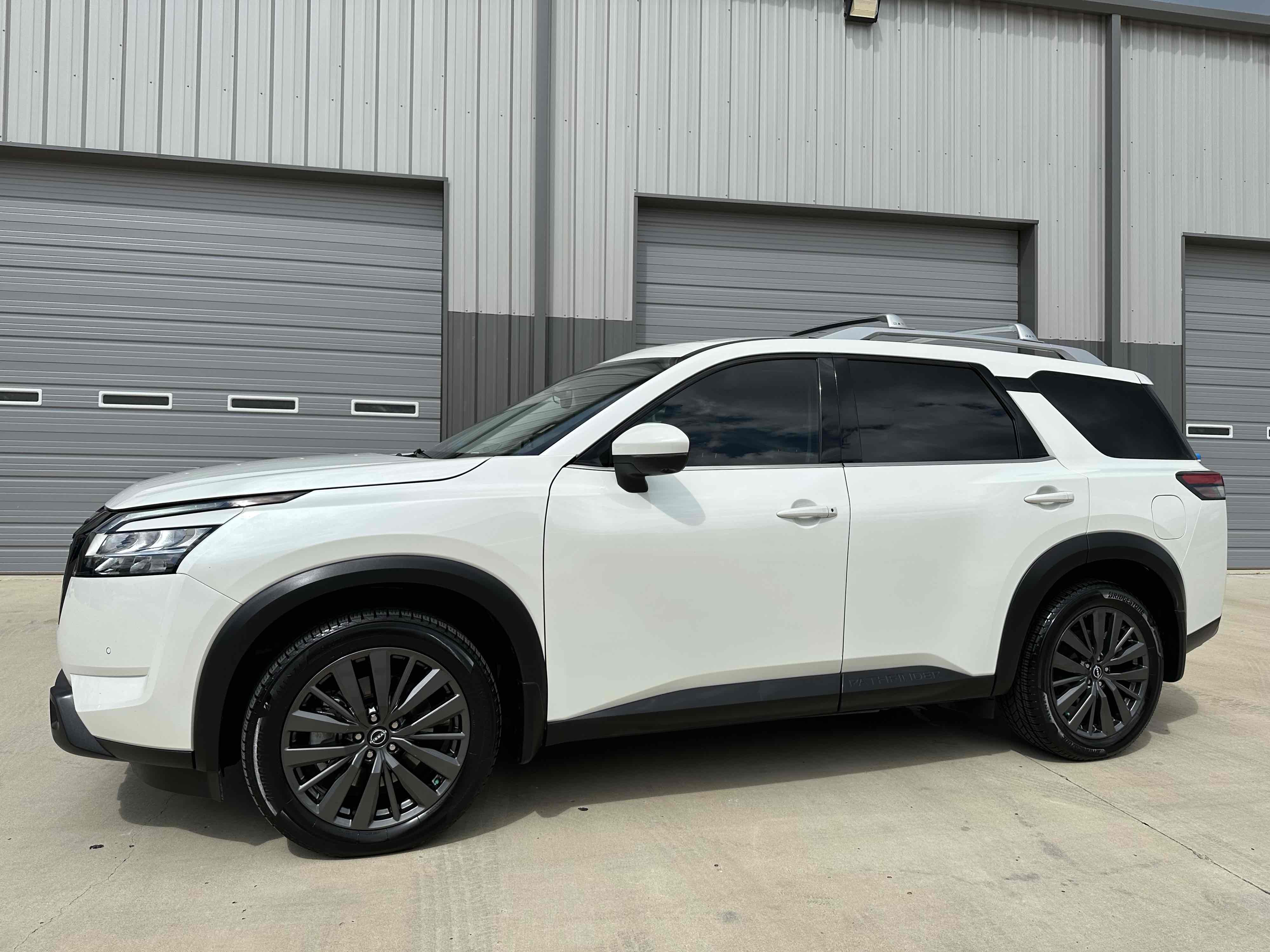 2022 Nissan Pathfinder SL photo 43