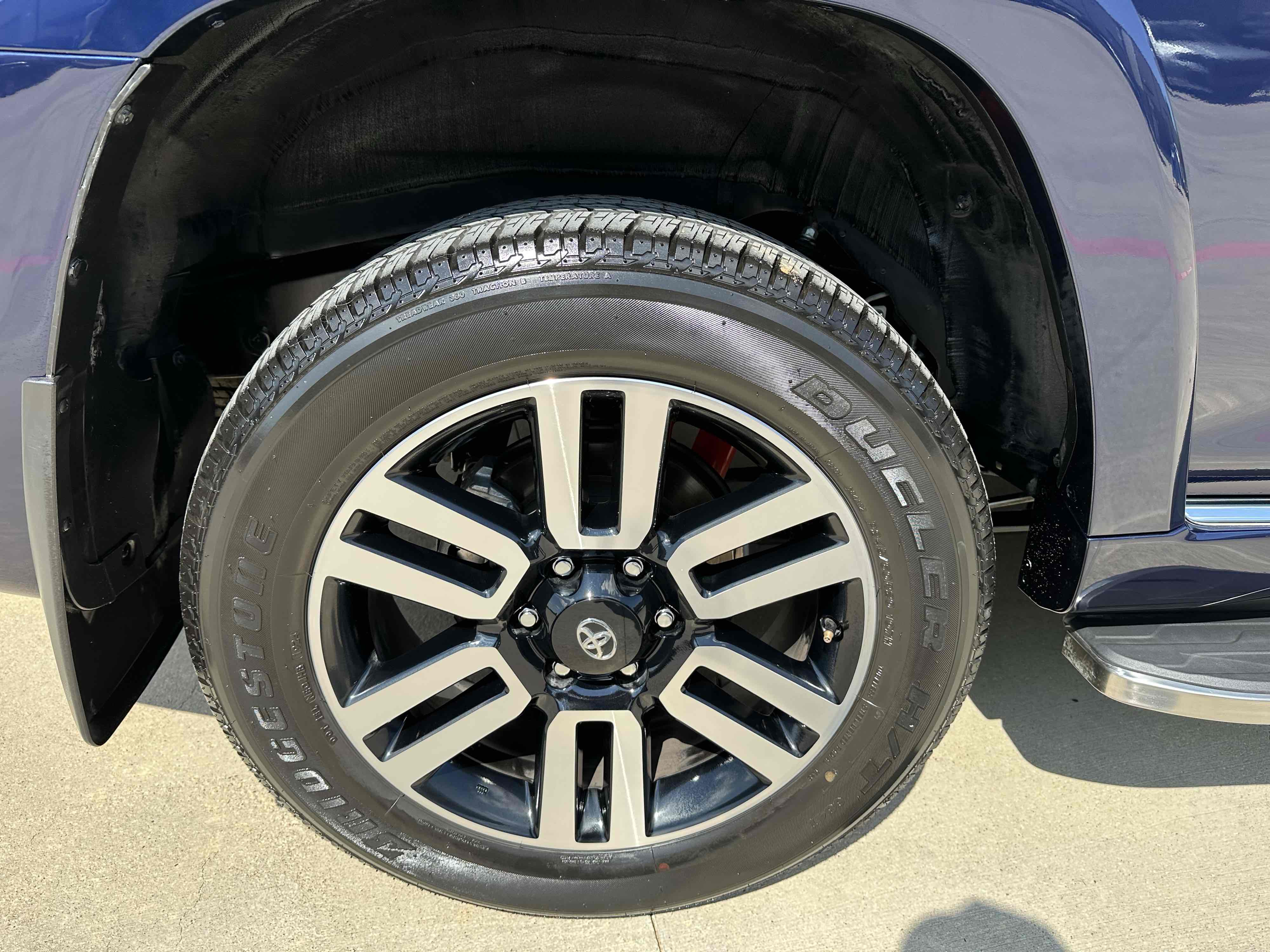 2024 Toyota 4Runner Limited photo 7