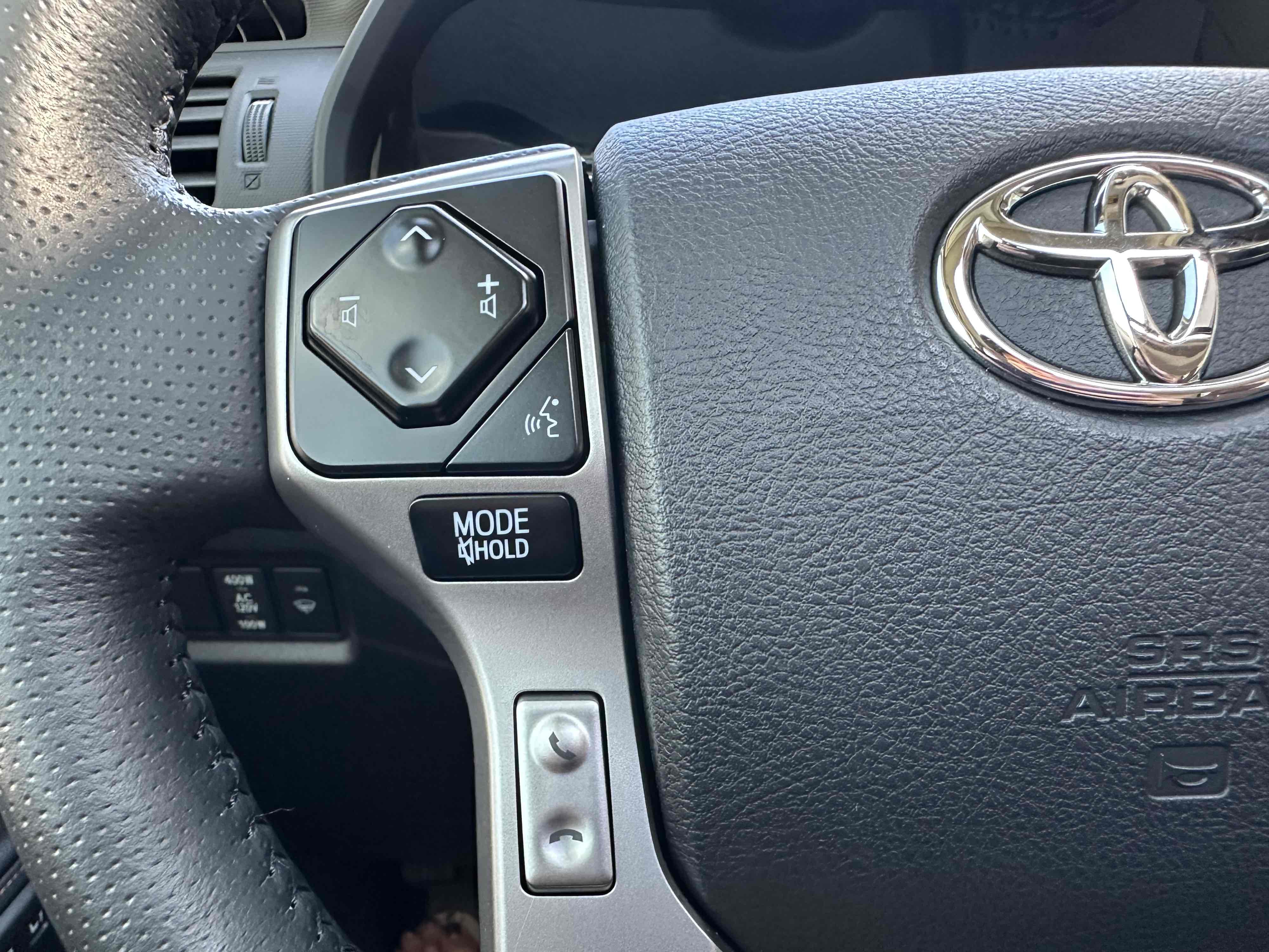 2024 Toyota 4Runner Limited photo 21