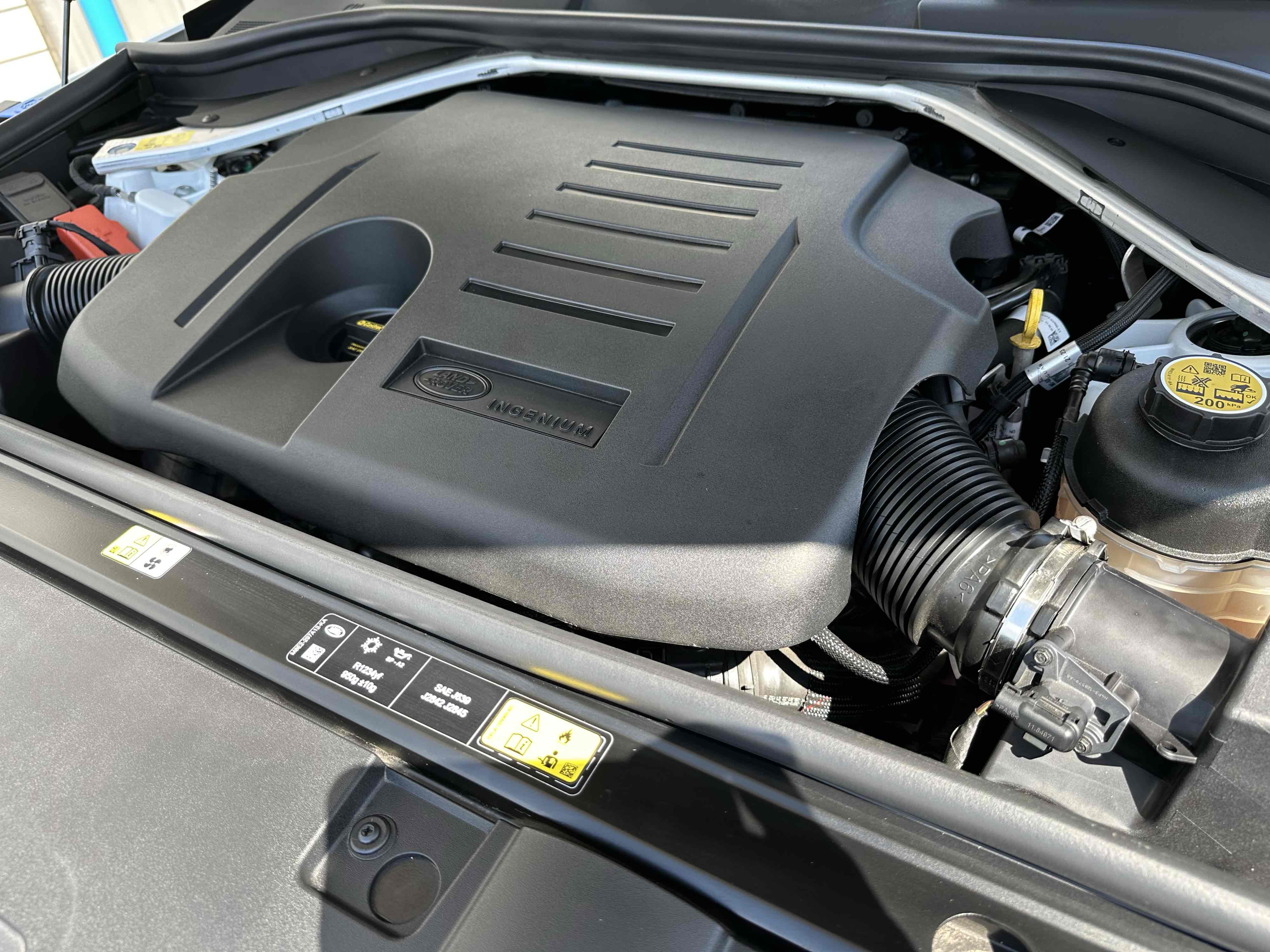 2023 Land Rover Range Rover Sport P360 Dynamic SE photo 9