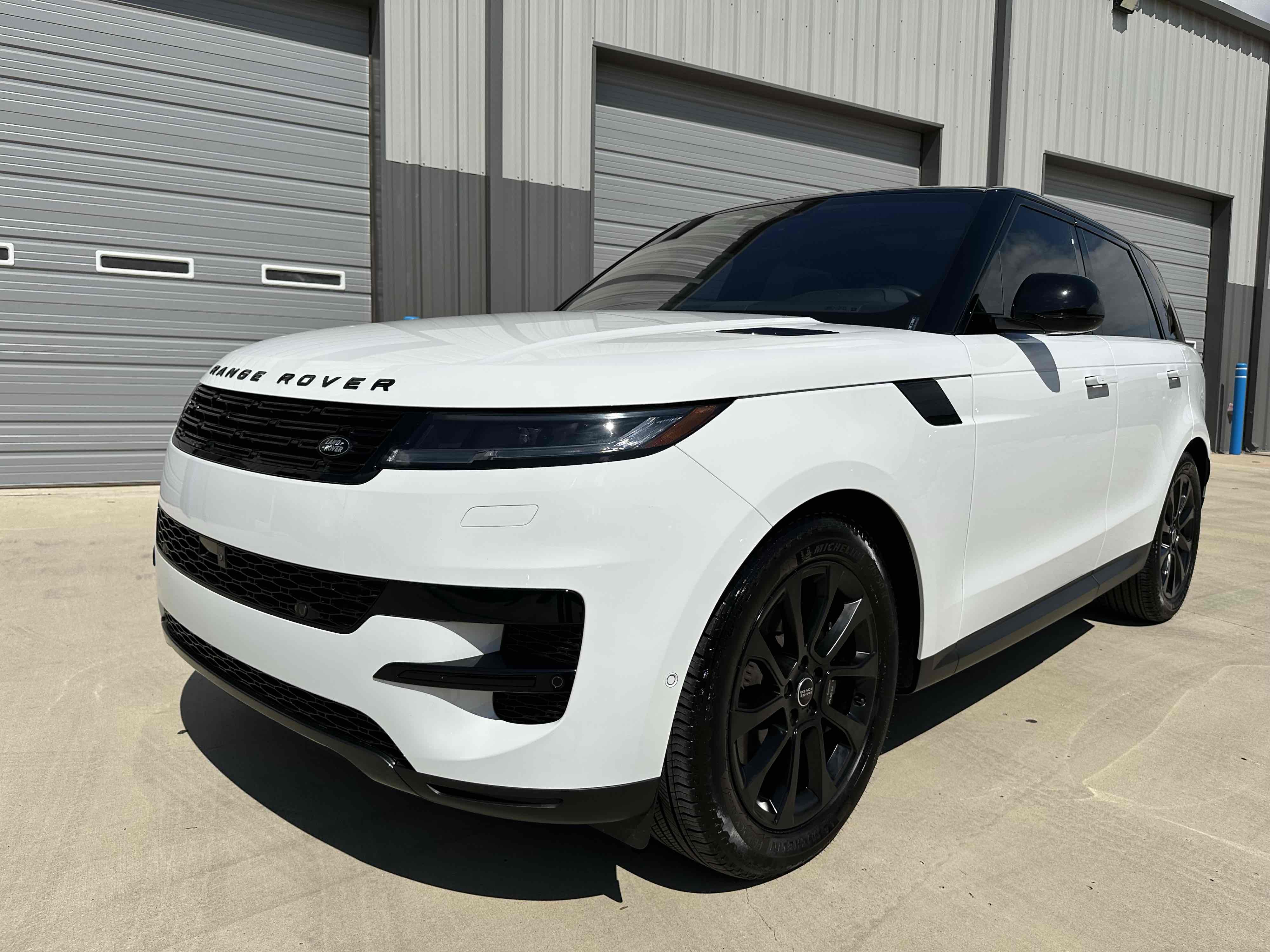2023 Land Rover Range Rover Sport P360 Dynamic SE photo 22
