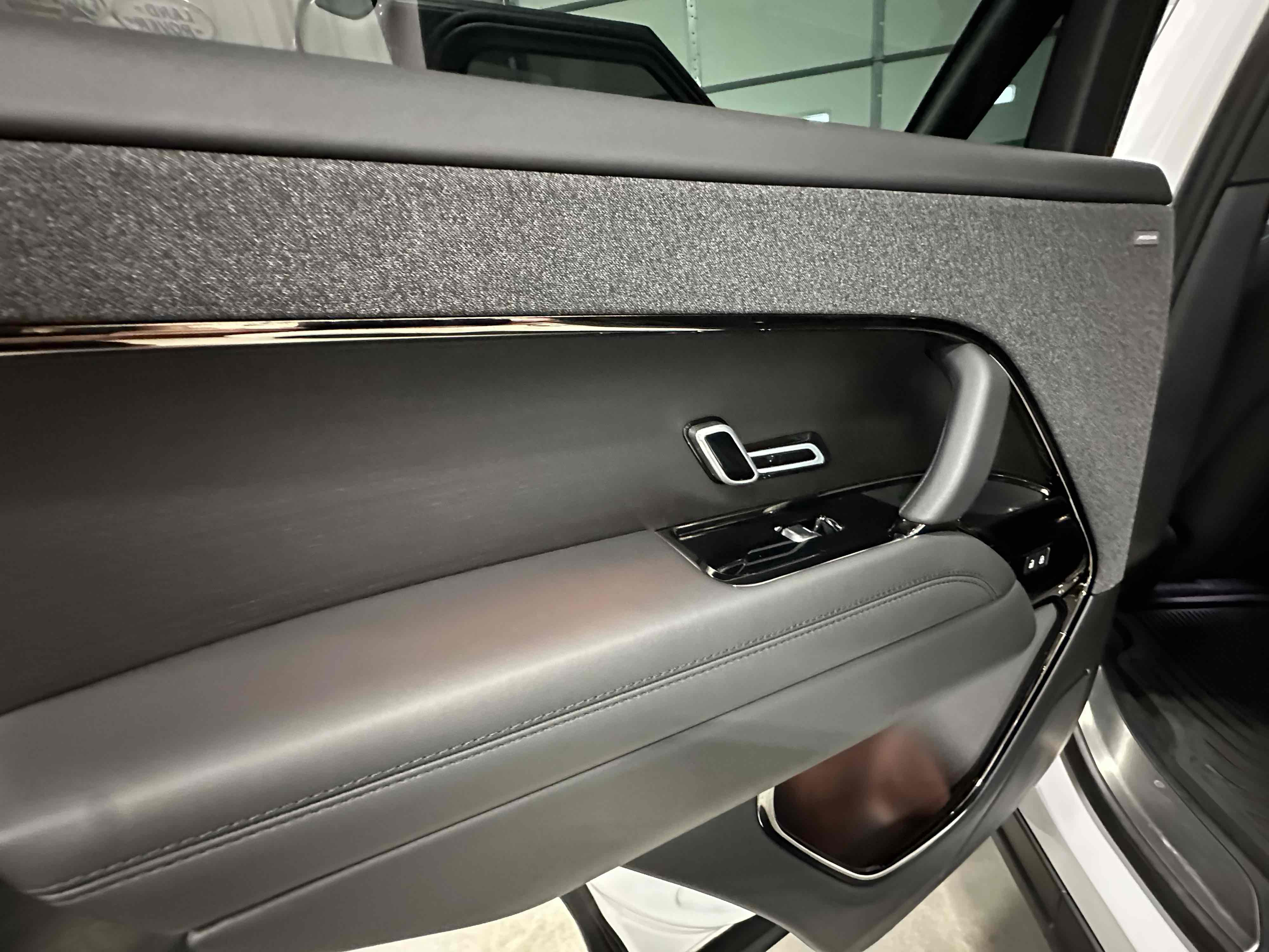 2023 Land Rover Range Rover Sport P360 Dynamic SE photo 30