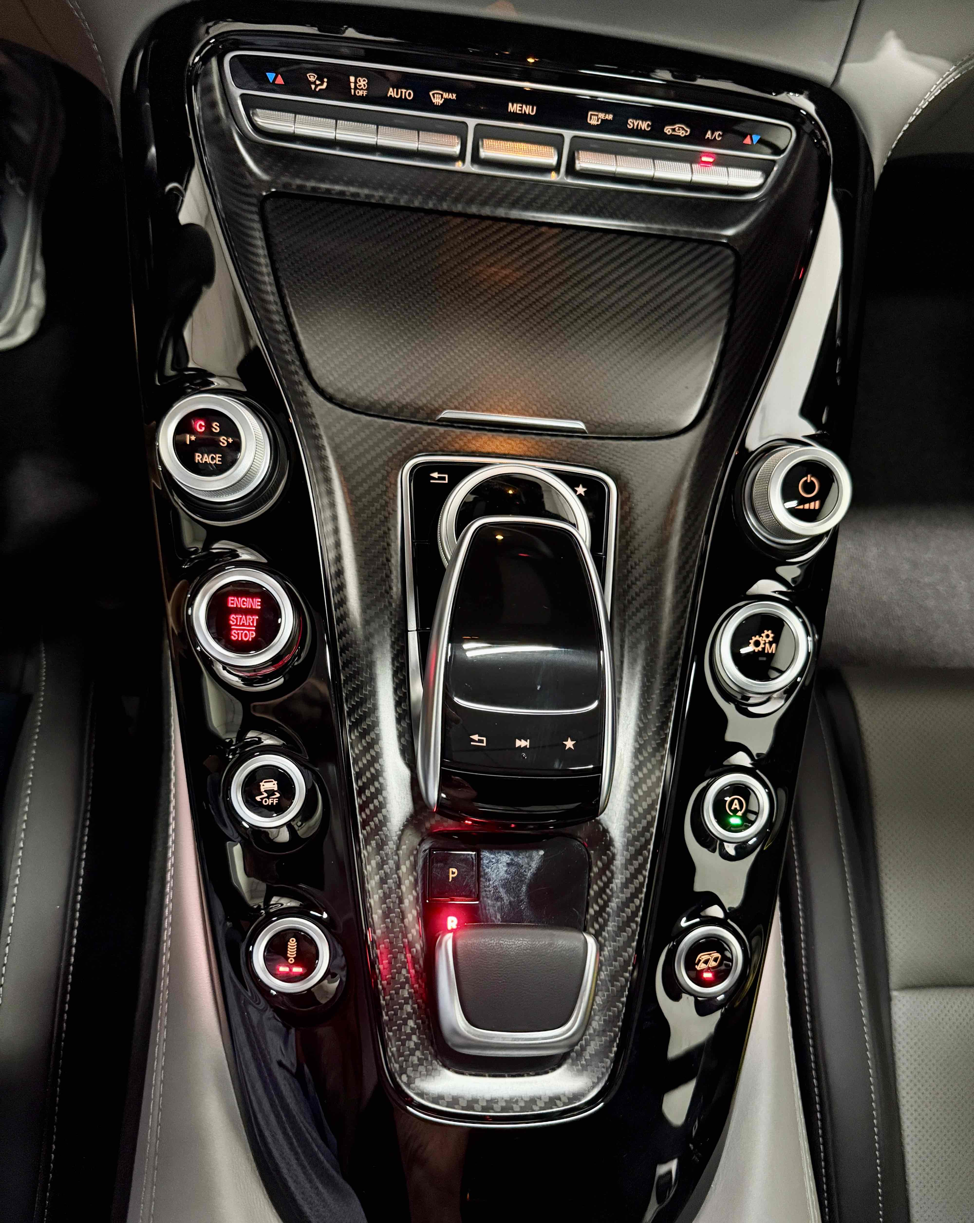 2019 Mercedes Benz AMG GT GT C photo 24