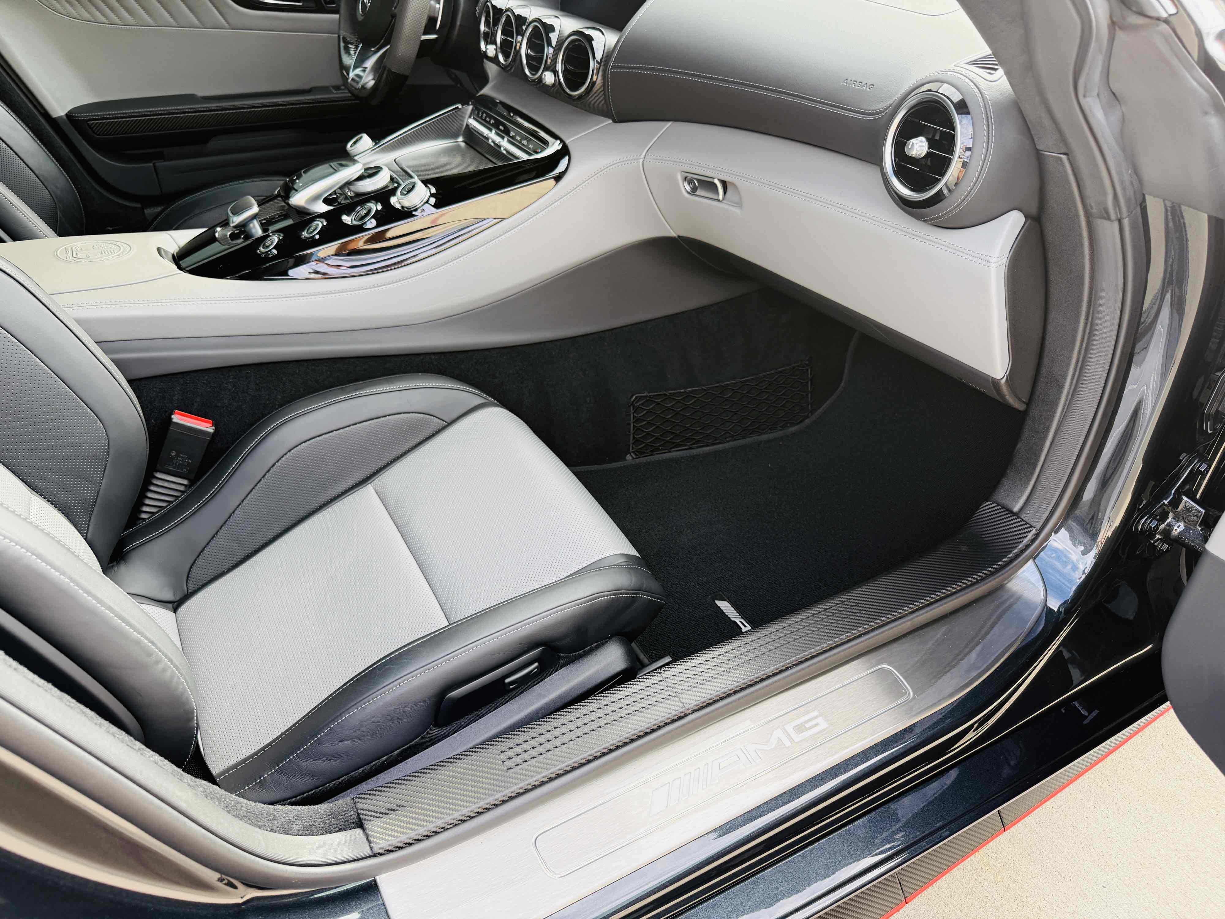 2019 Mercedes Benz AMG GT GT C photo 43