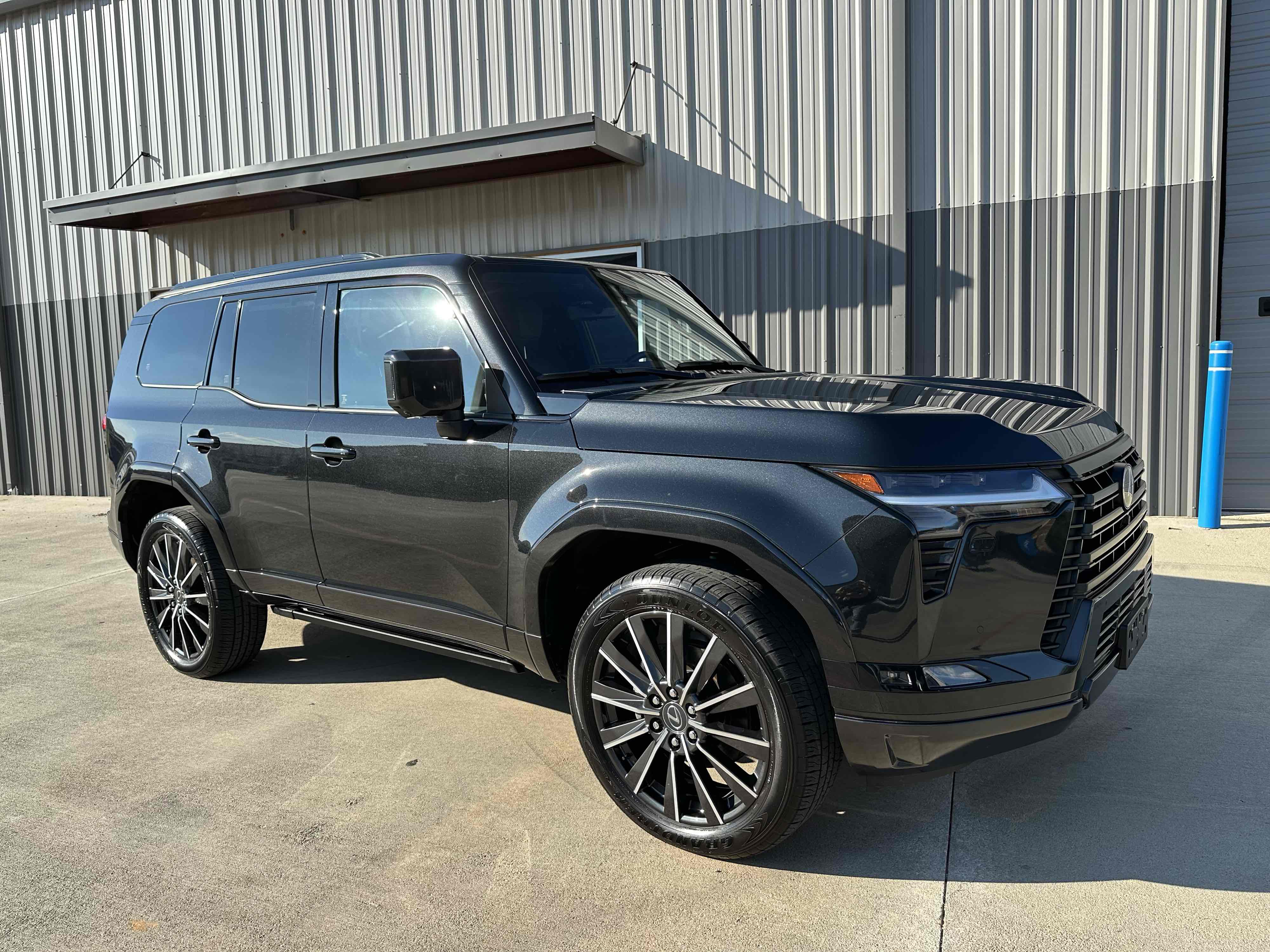 2024 Lexus GX 550 photo 2