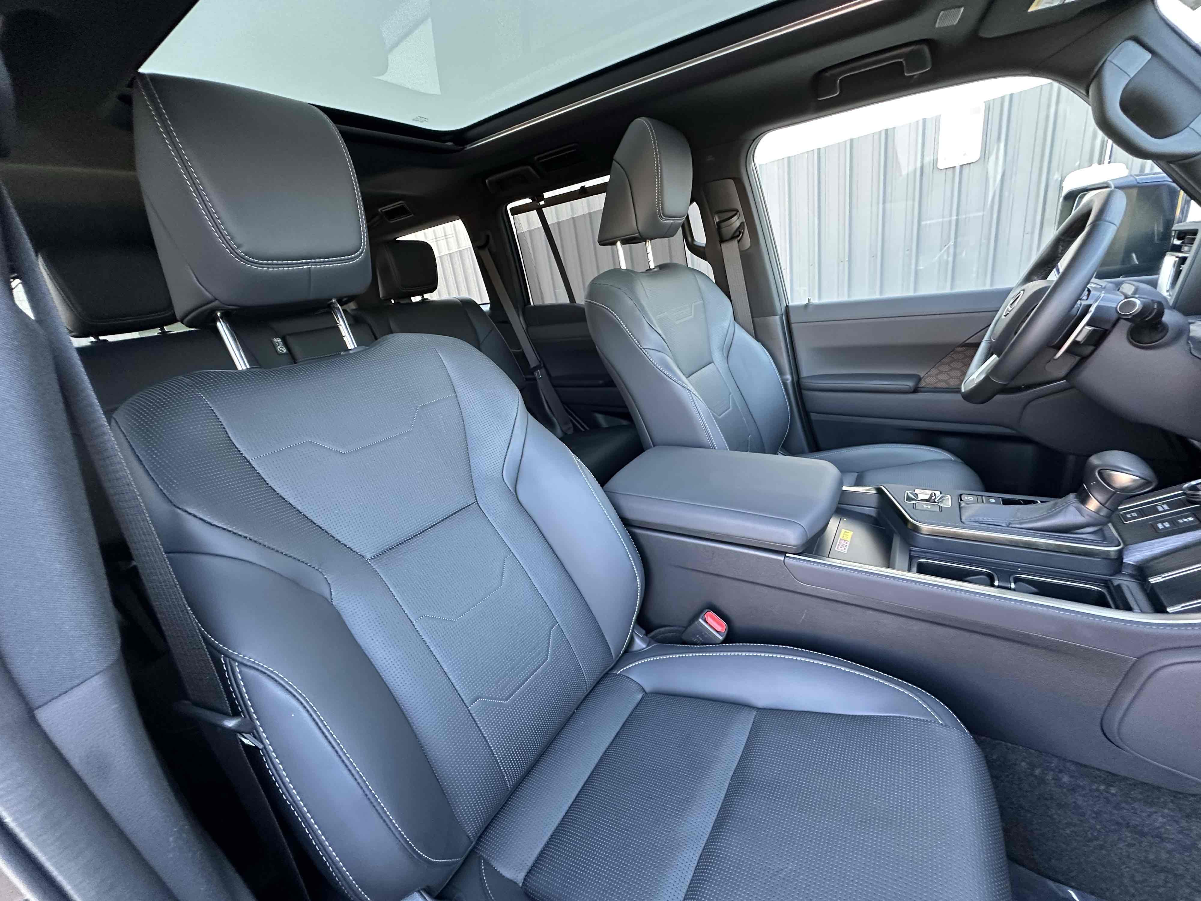 2024 Lexus GX 550 photo 4