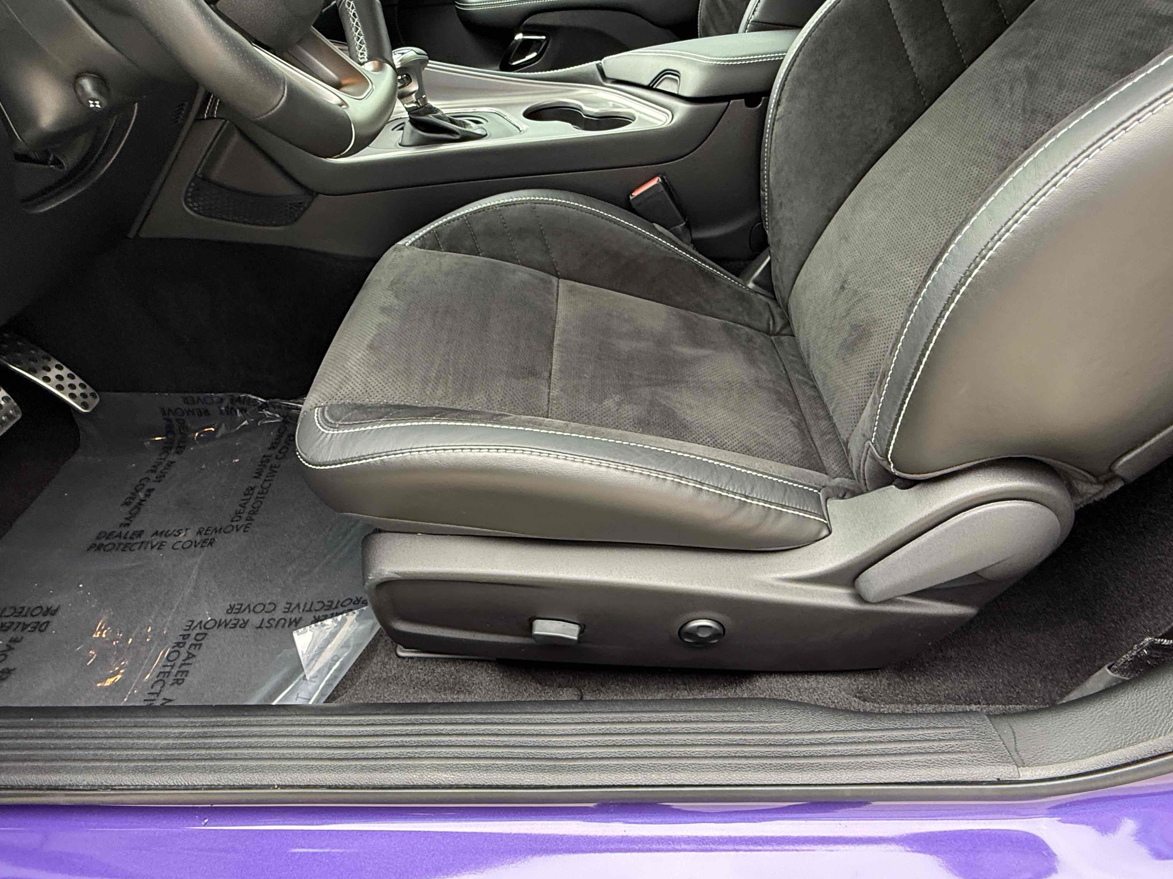 2023 Dodge Challenger SRT - Photo 15