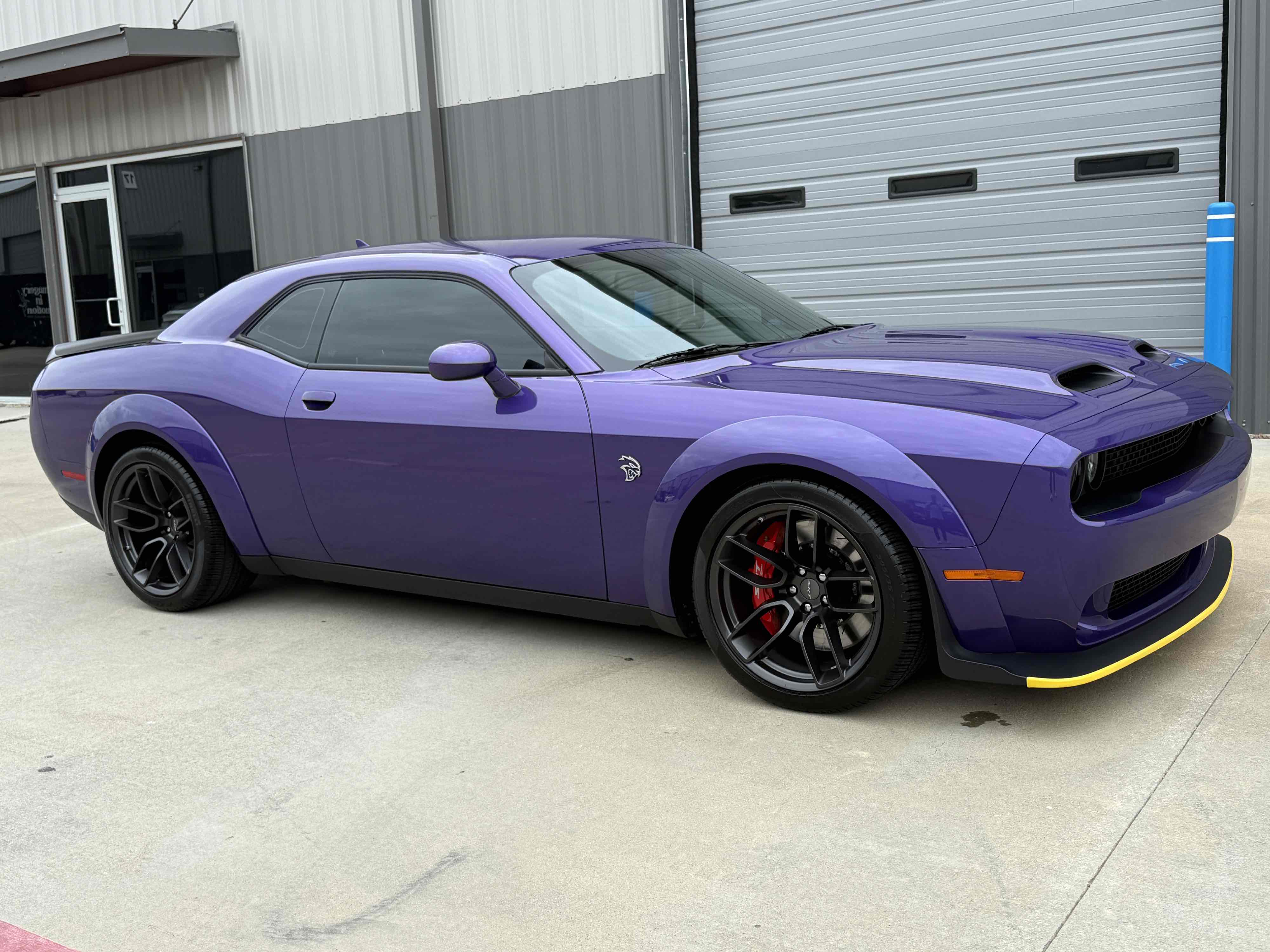2023 Dodge Challenger SRT - Photo 6