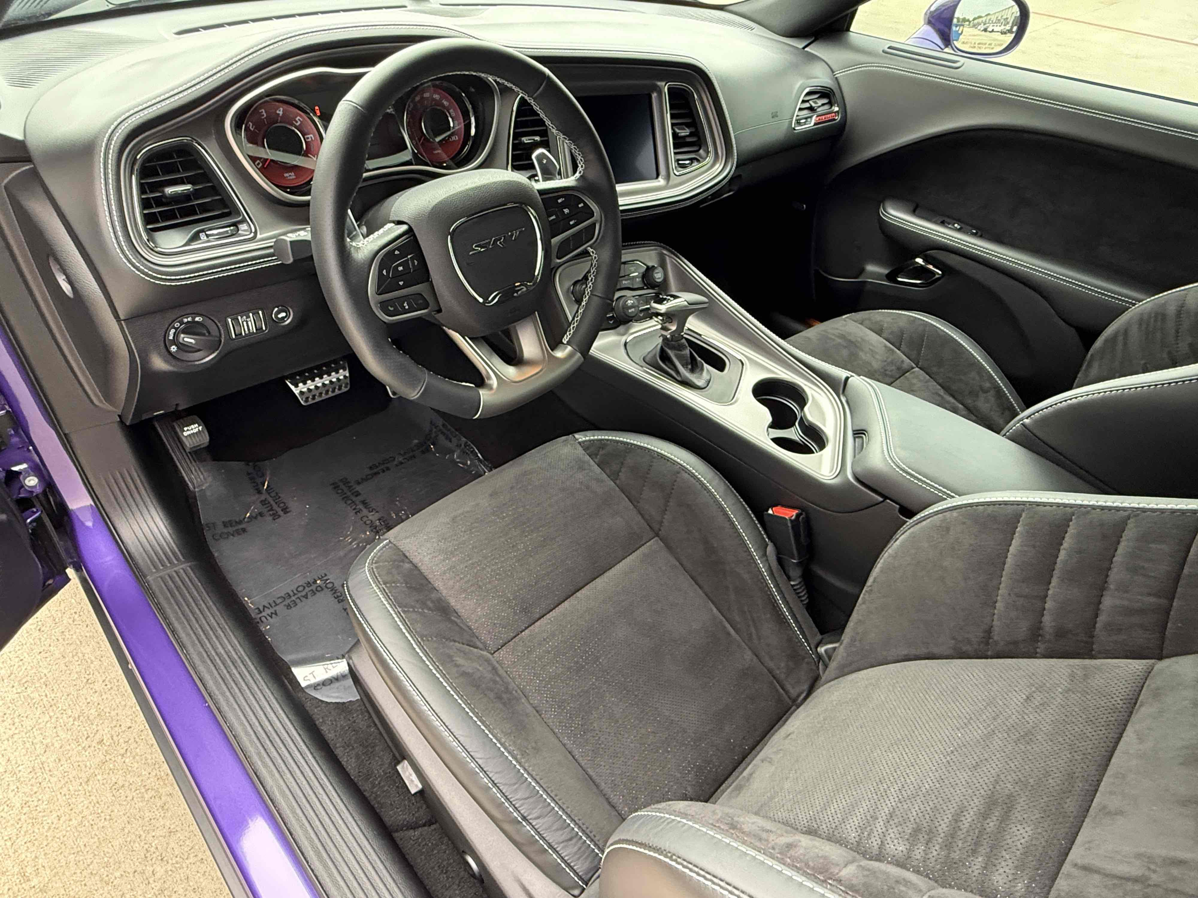 2023 Dodge Challenger SRT - Photo 32