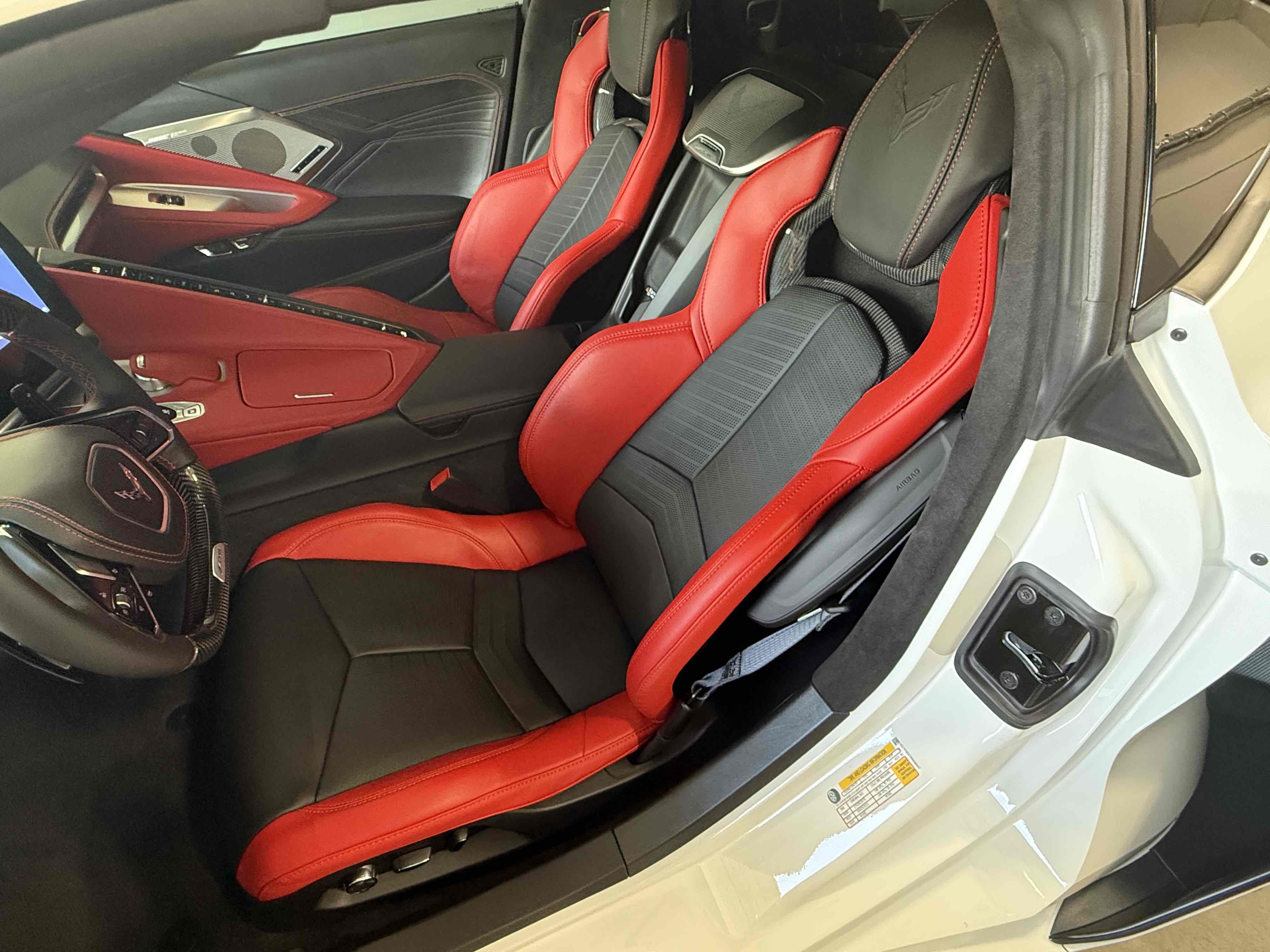 2024 Chevrolet Corvette 3LZ - Photo 11