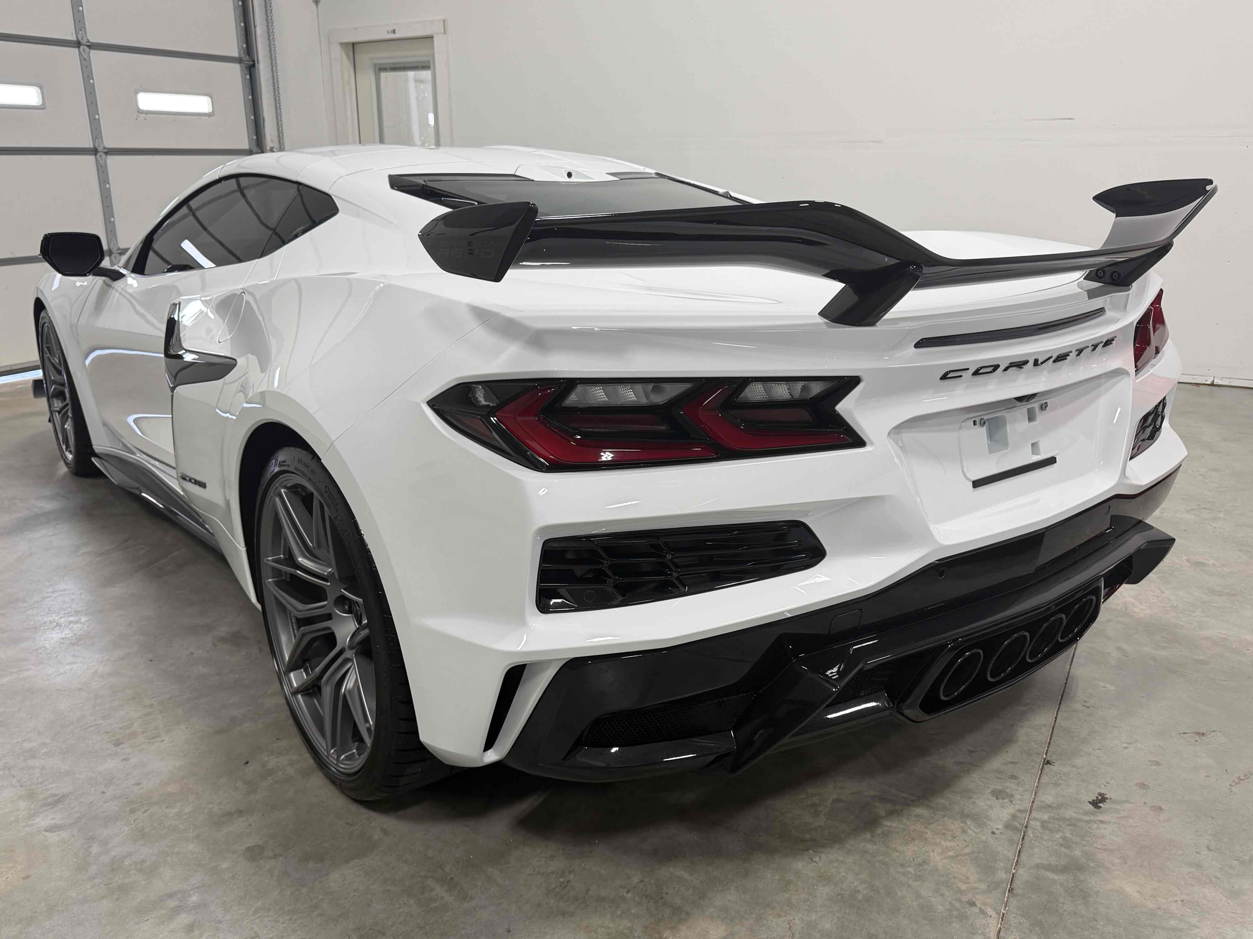 2024 Chevrolet Corvette 3LZ - Photo 38