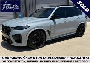 View 2024 BMW X5 M 