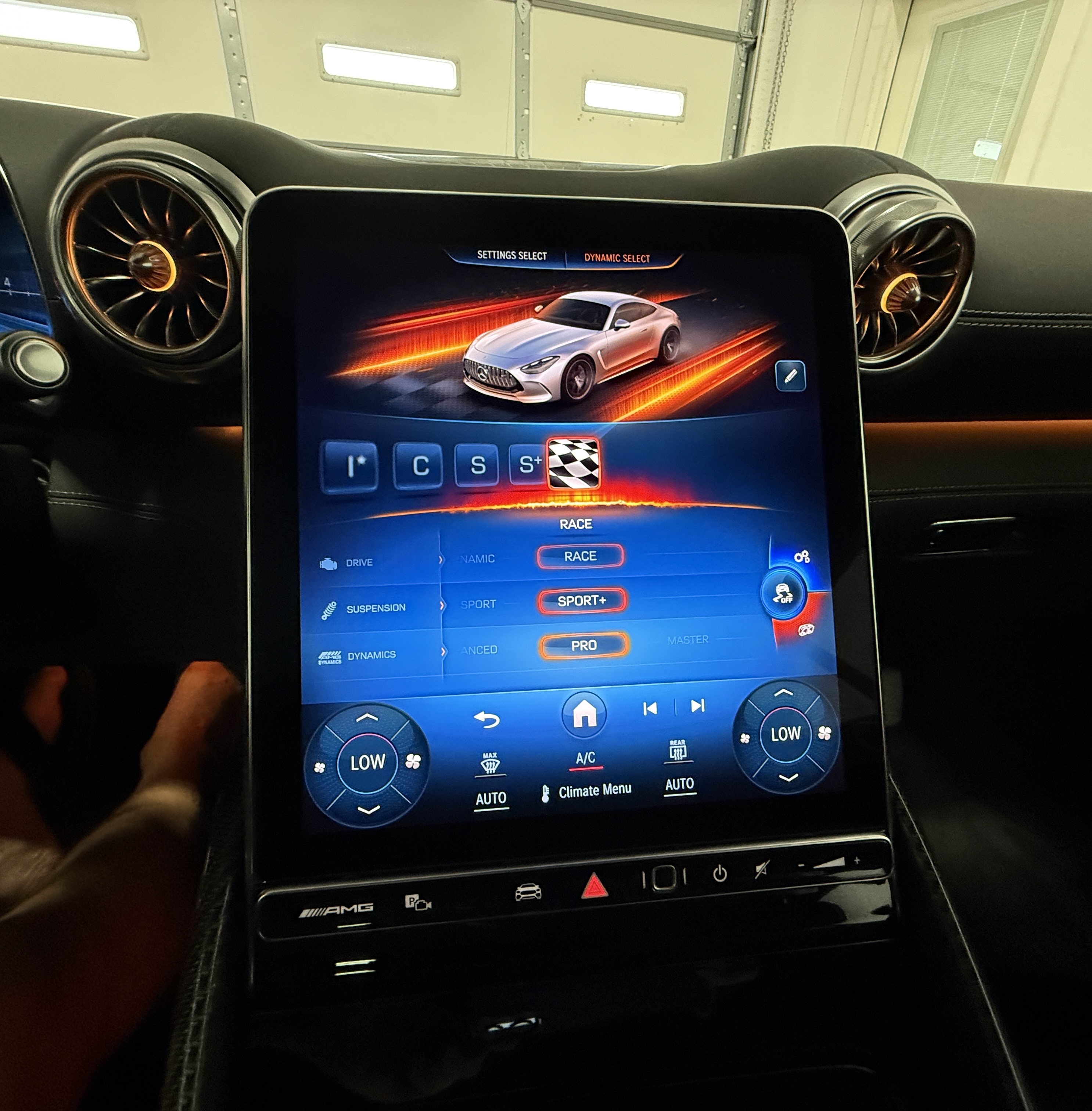 2025 Mercedes-Benz AMG GT Coupe 63 - Photo 103