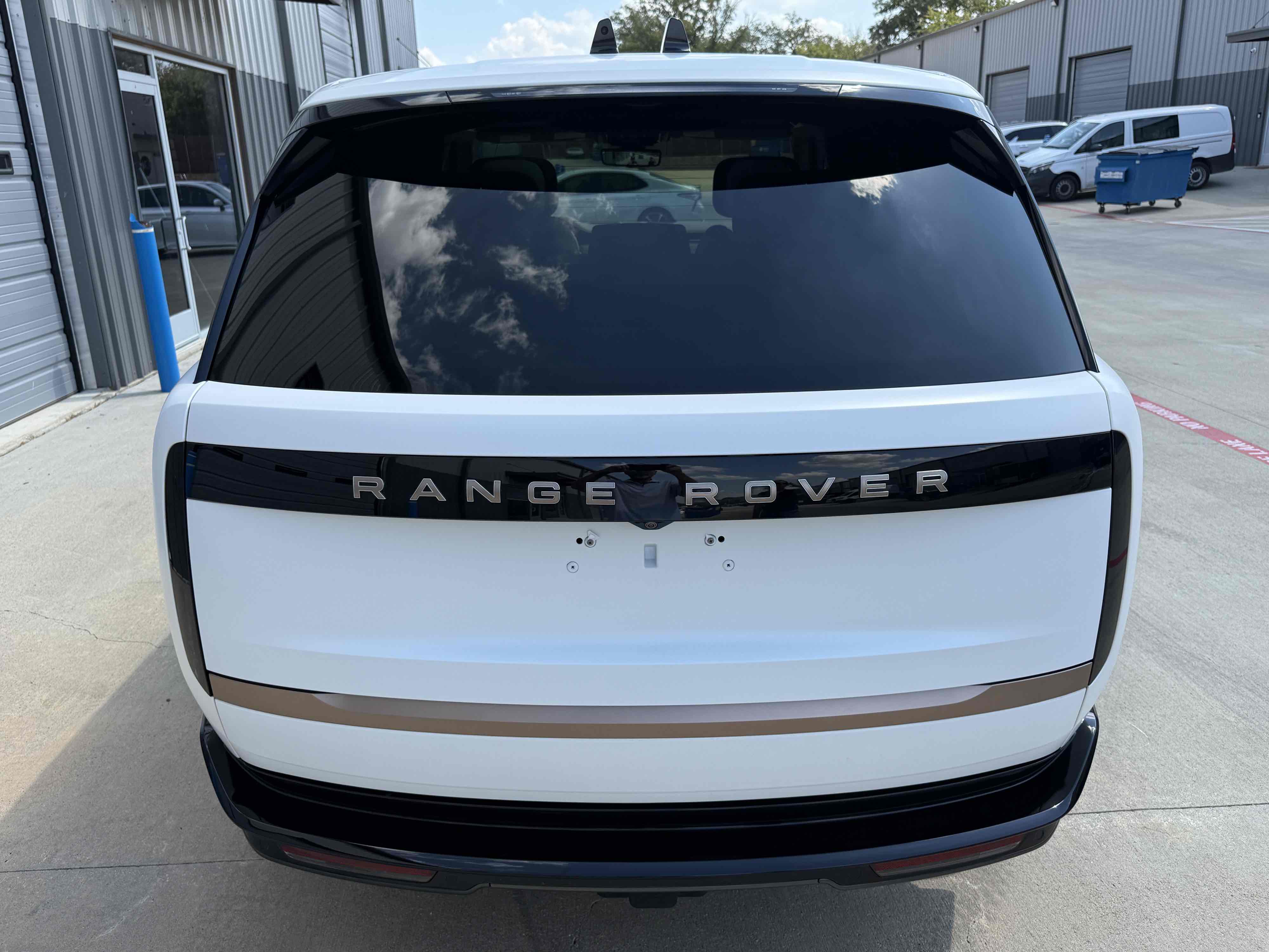 2024 Land Rover Range Rover SV - Photo 37