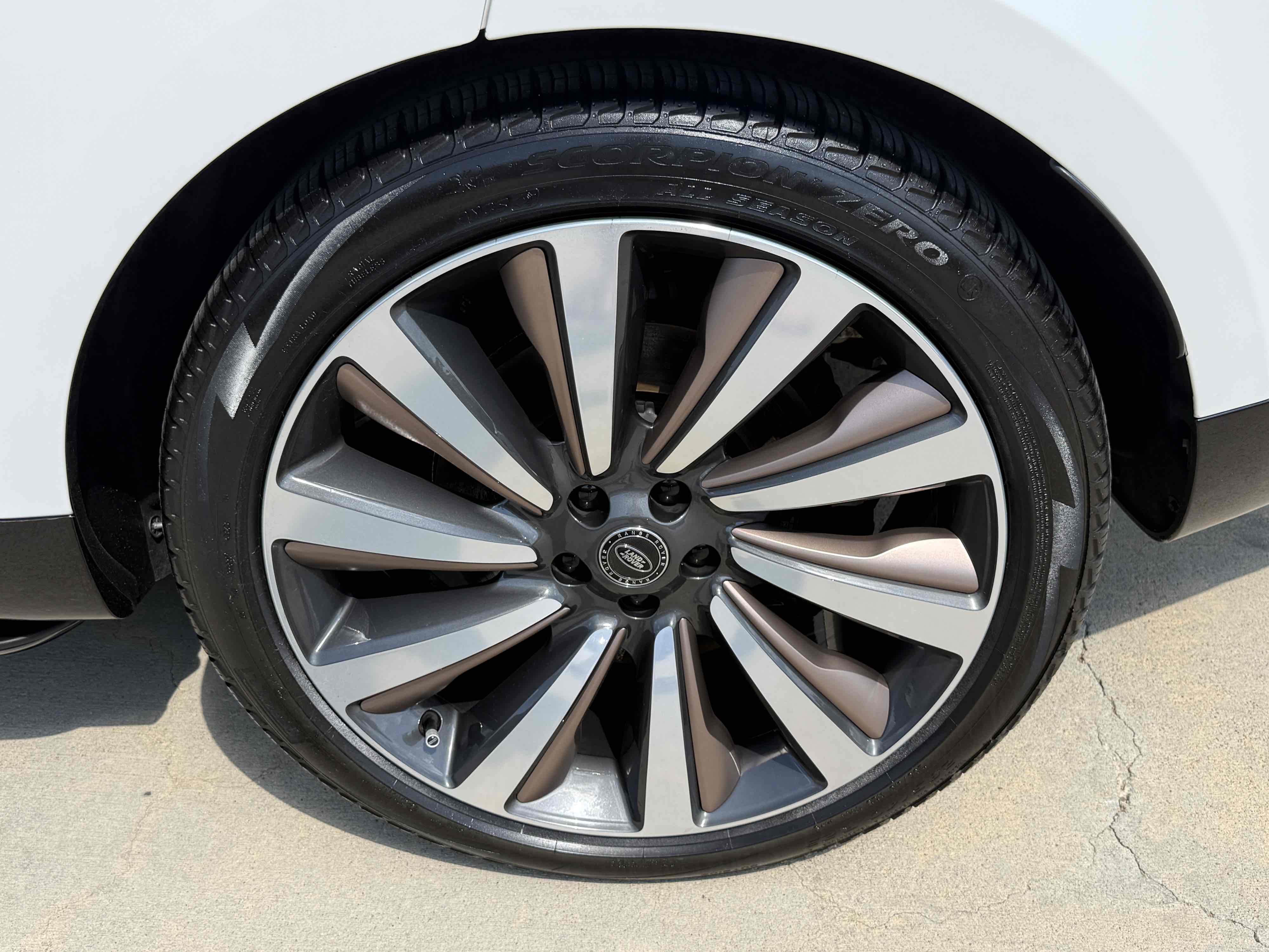 2024 Land Rover Range Rover SV - Photo 54