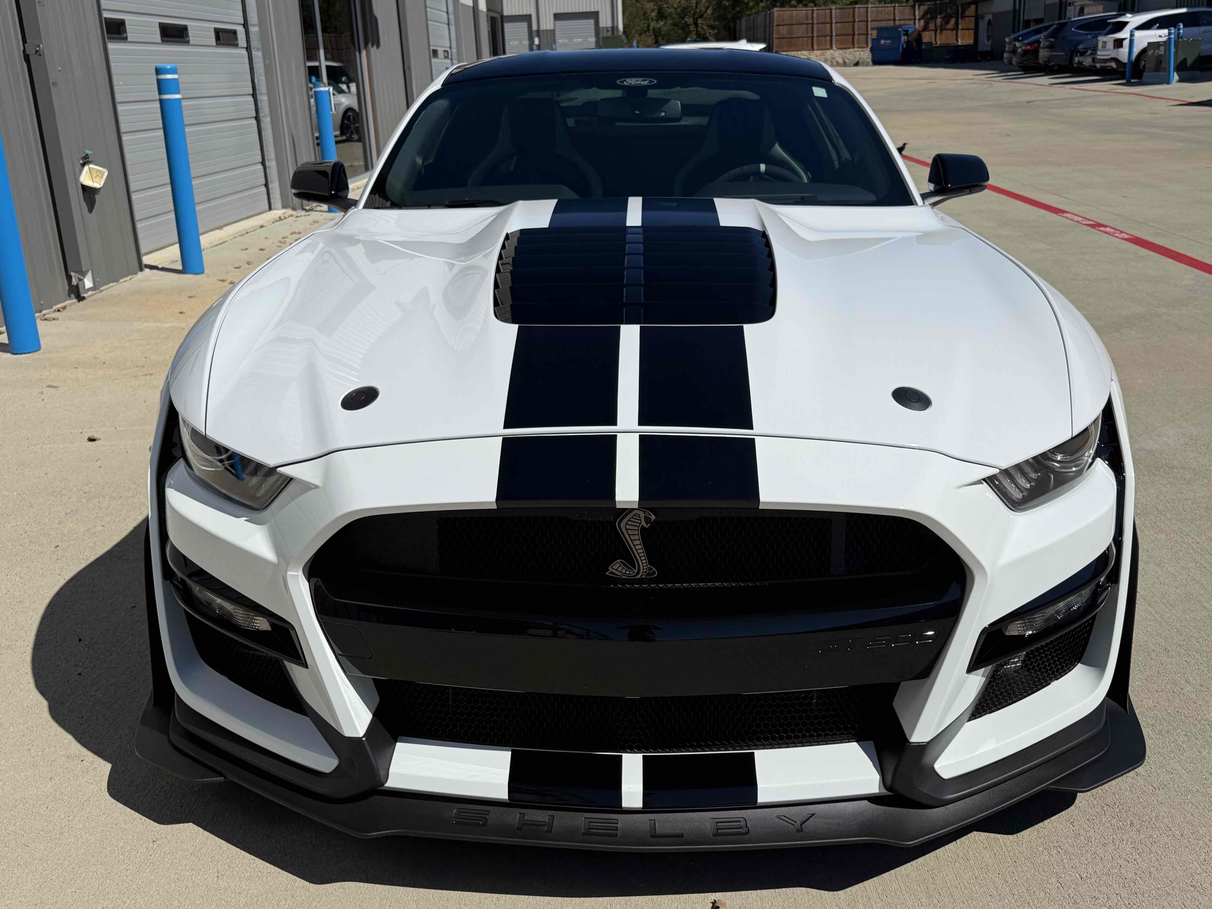 Photo 3 of this Ford Mustang