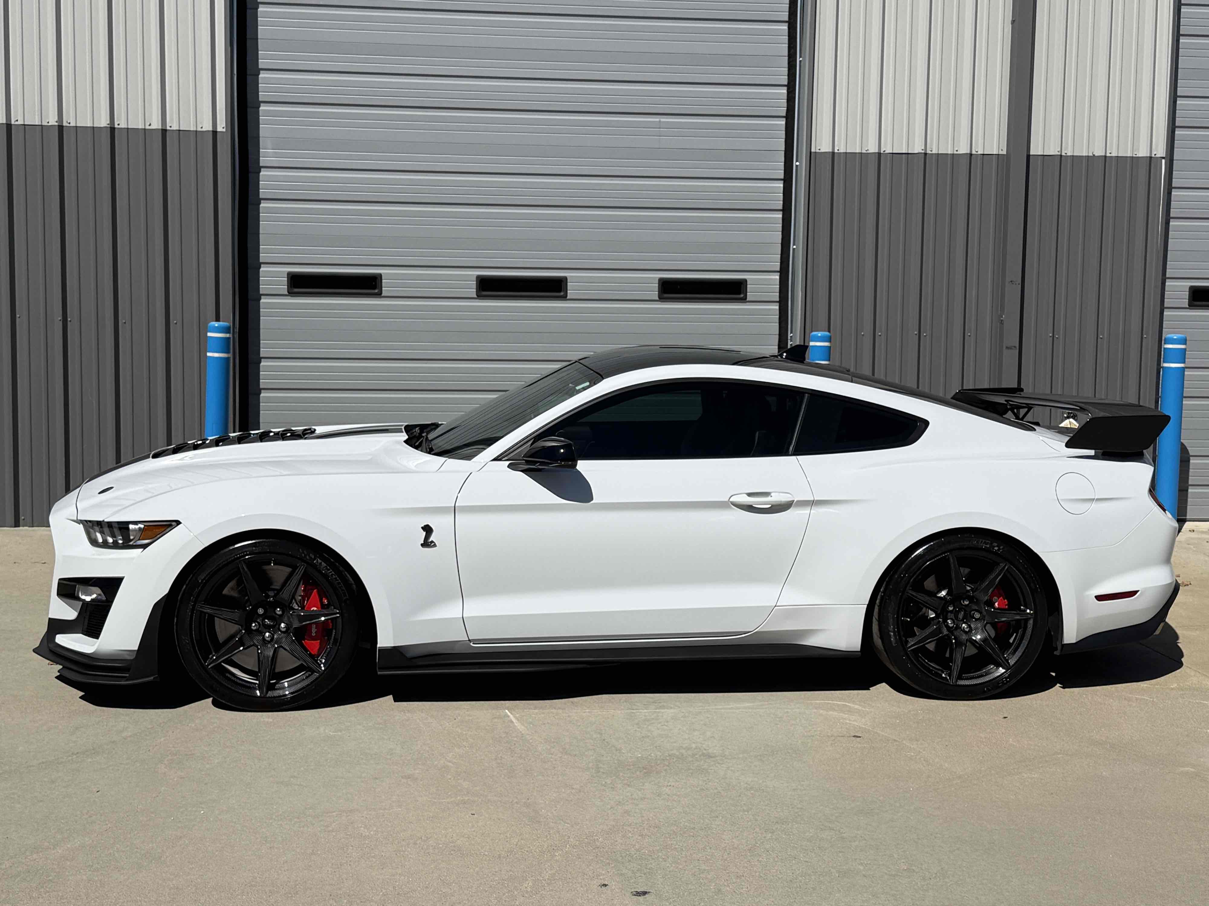 Photo 31 of this Ford Mustang