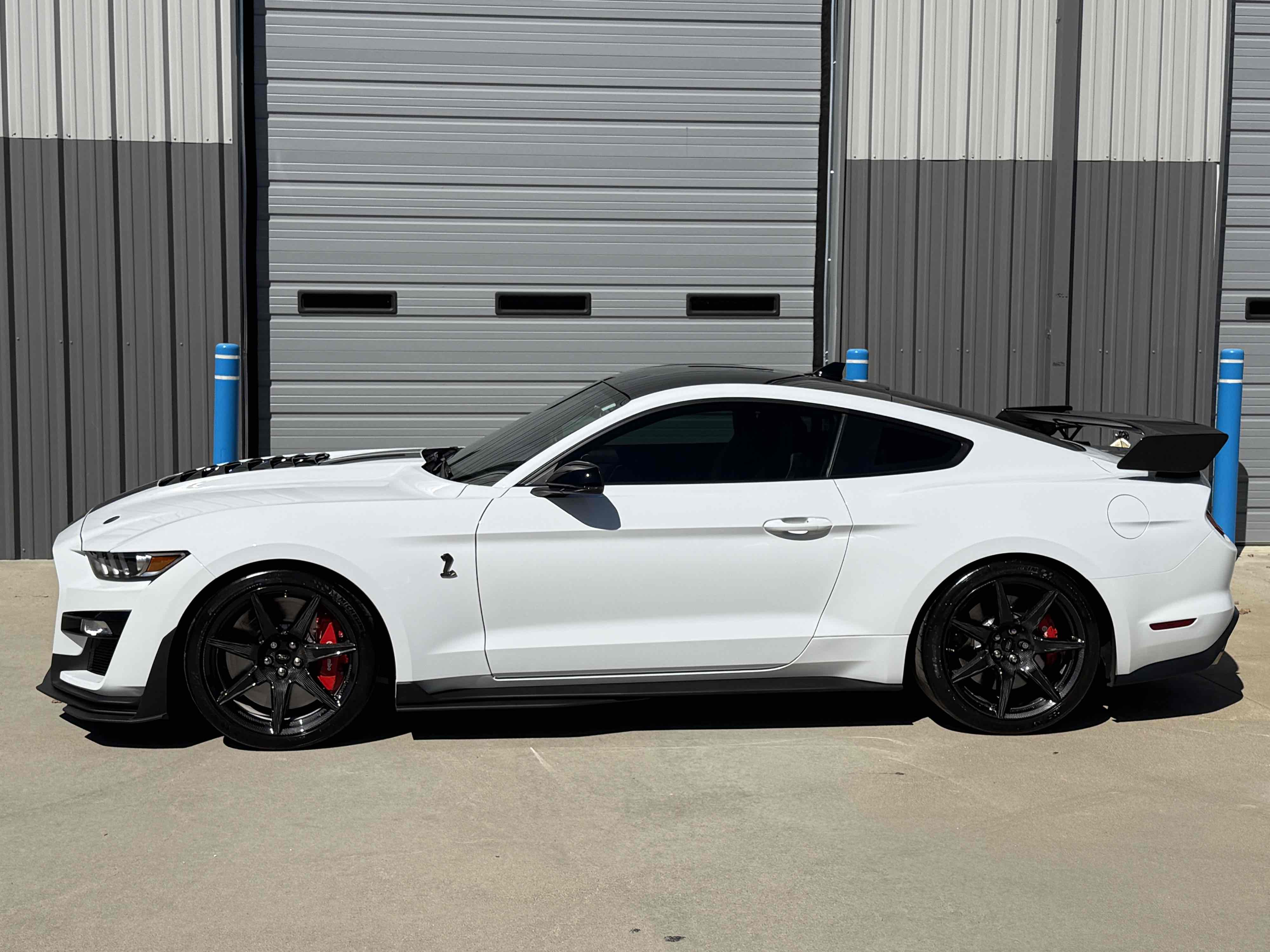 Photo 74 of this Ford Mustang