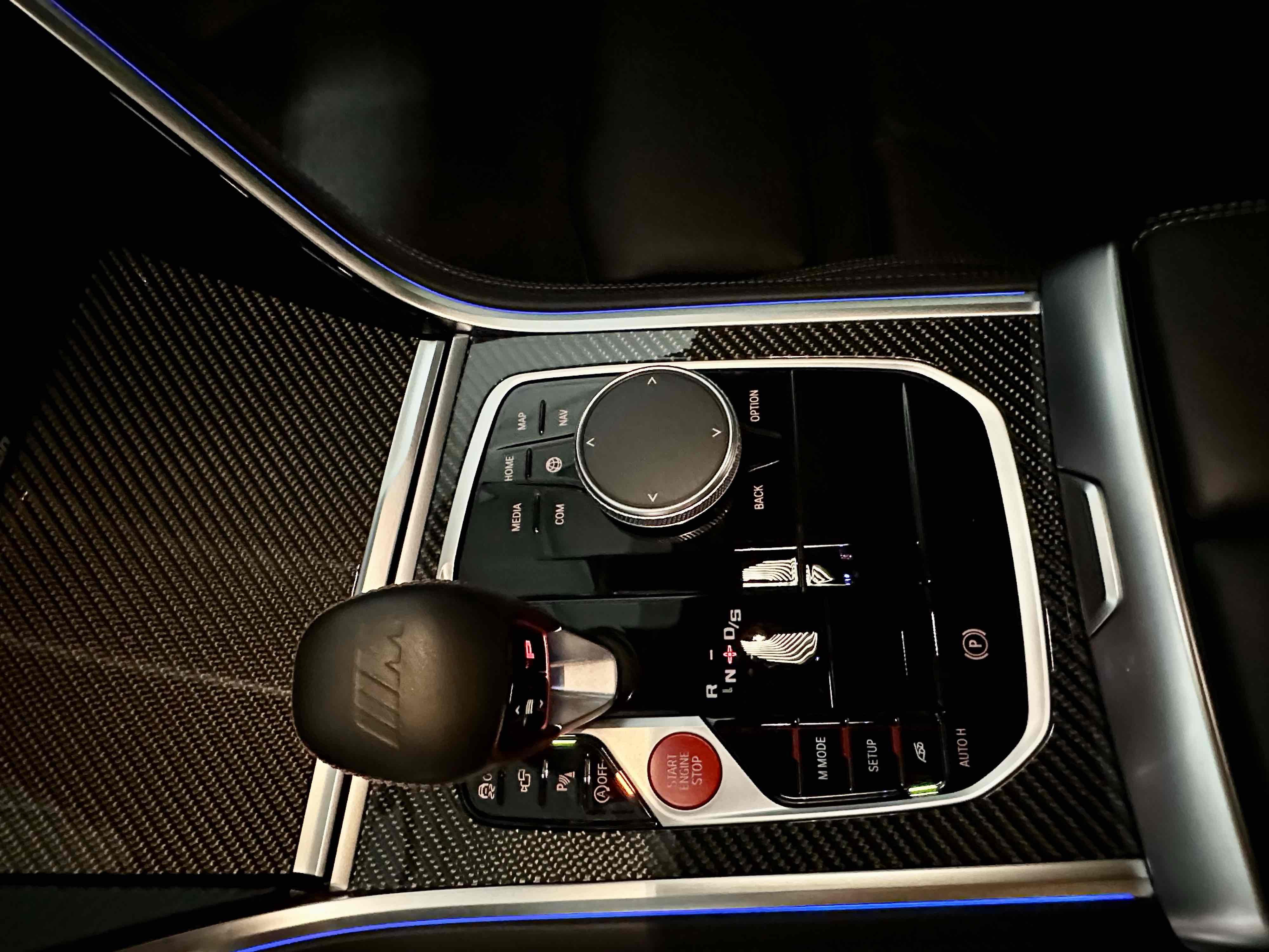 Photo 13 of this BMW M8
