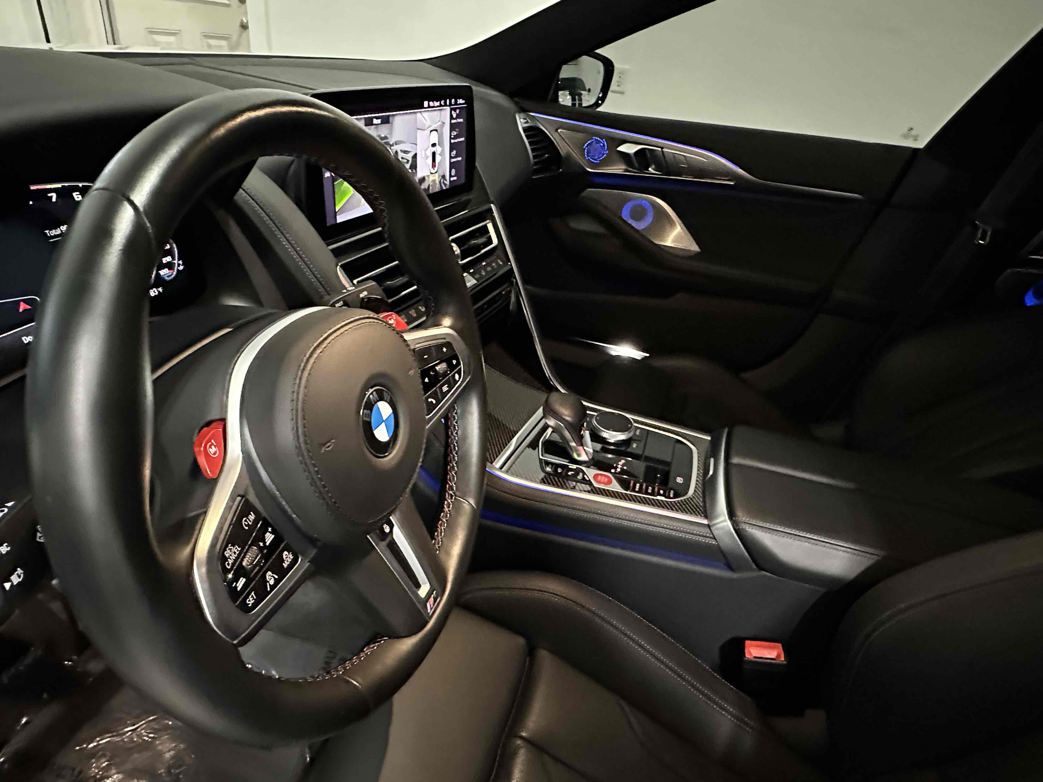 Photo 20 of this BMW M8