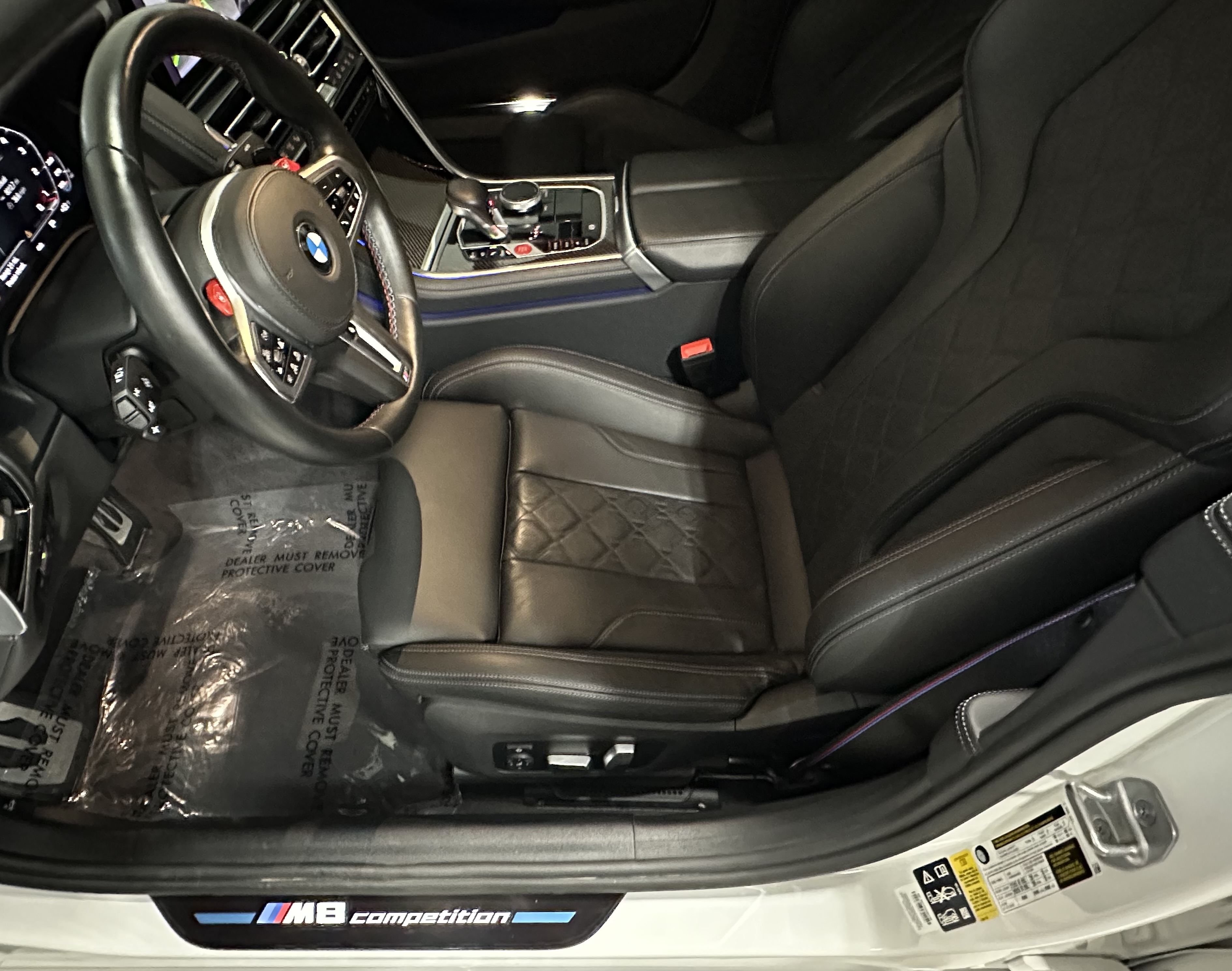 Photo 21 of this BMW M8