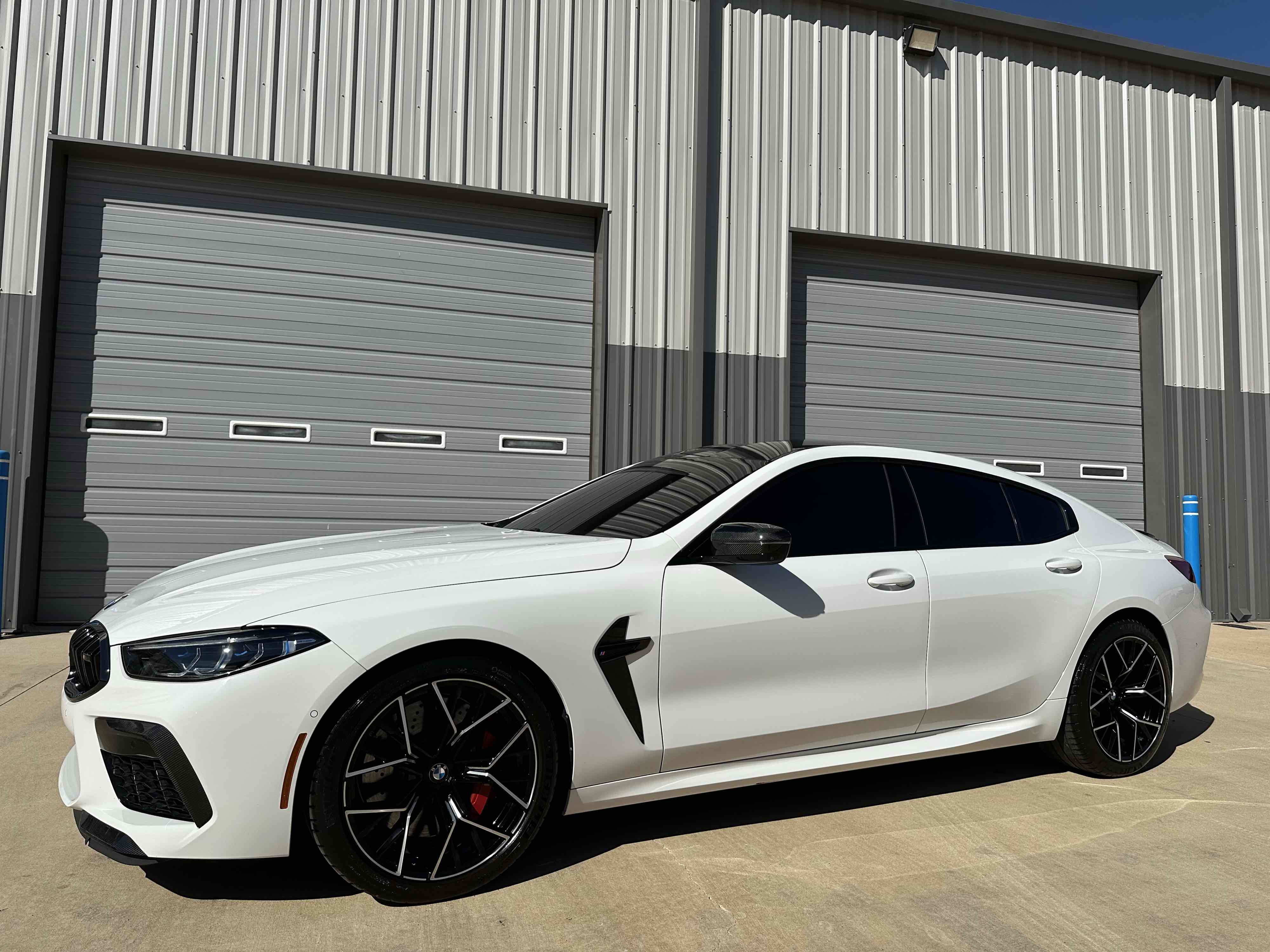 Photo 23 of this BMW M8