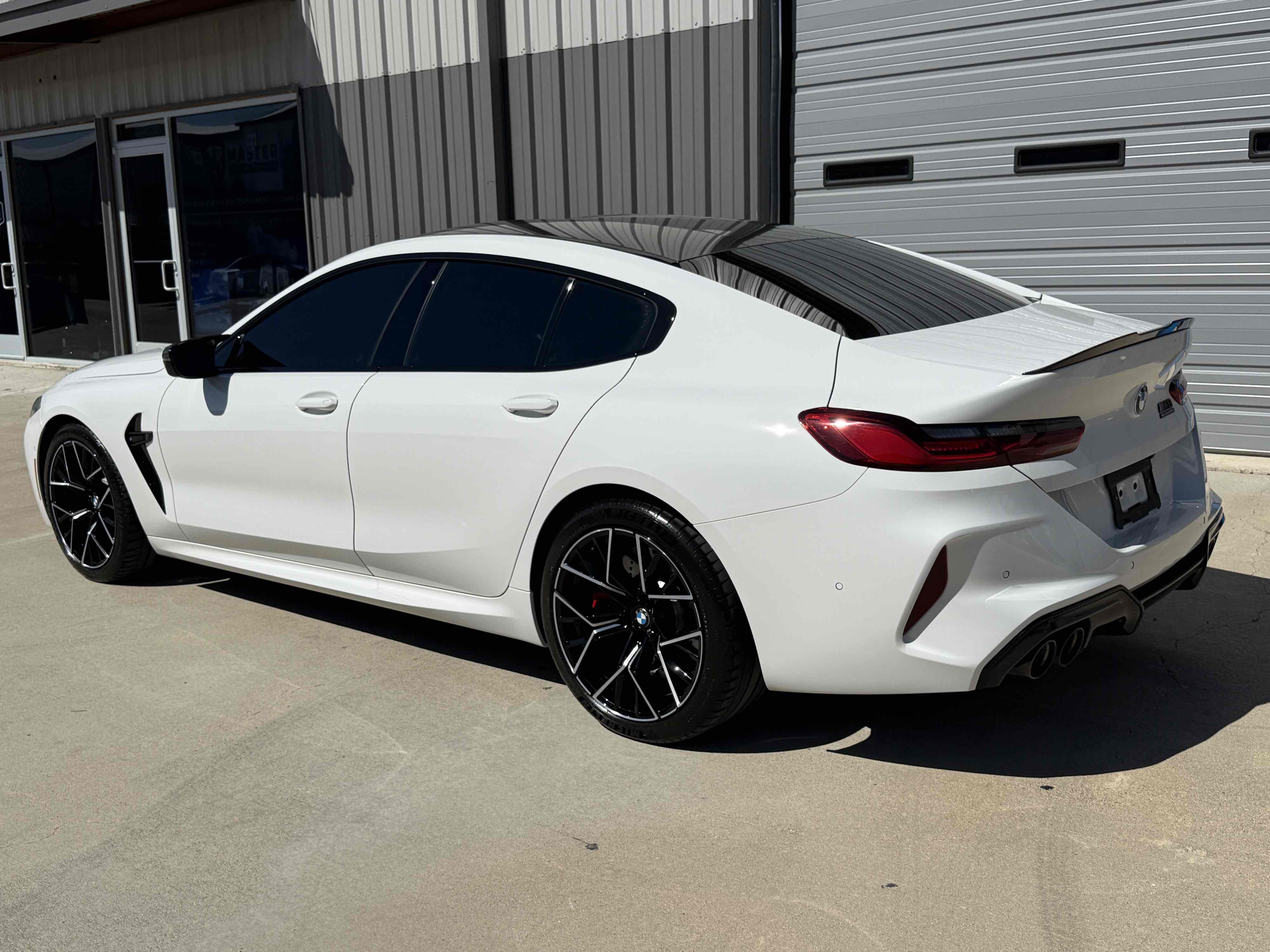 Photo 38 of this BMW M8